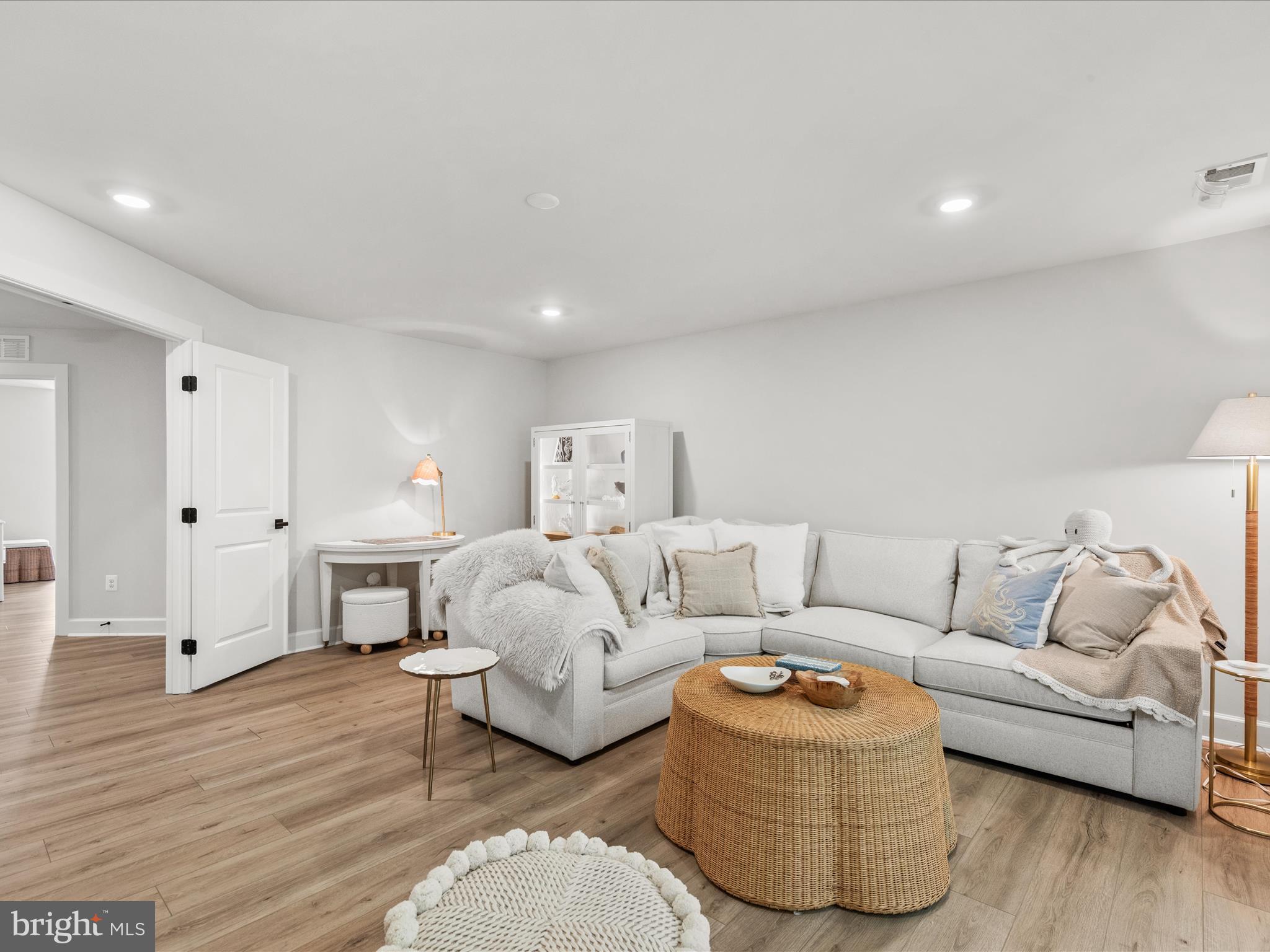 PENINSULA - Residential