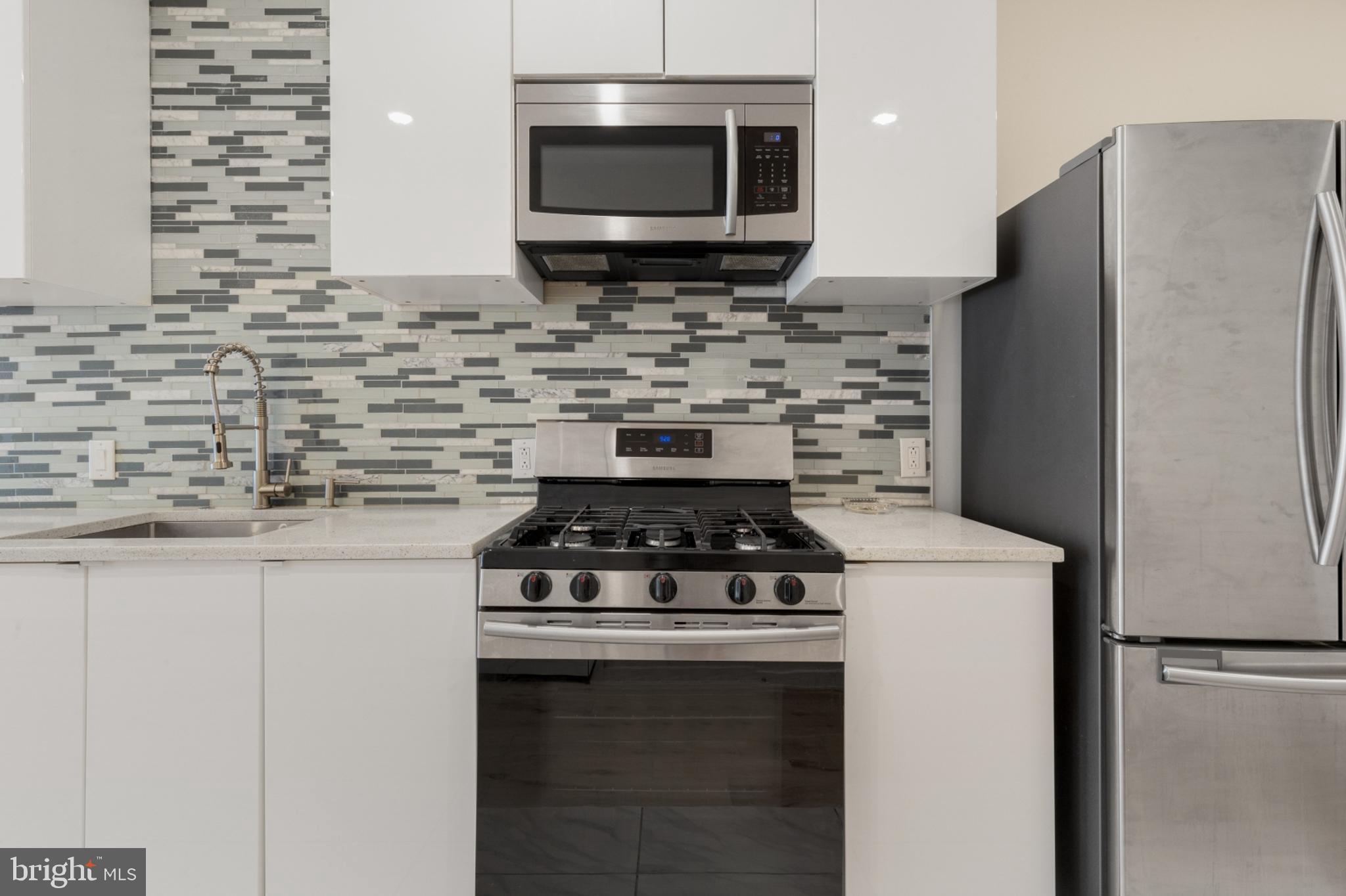 FRANCISVILLE - Residential Lease