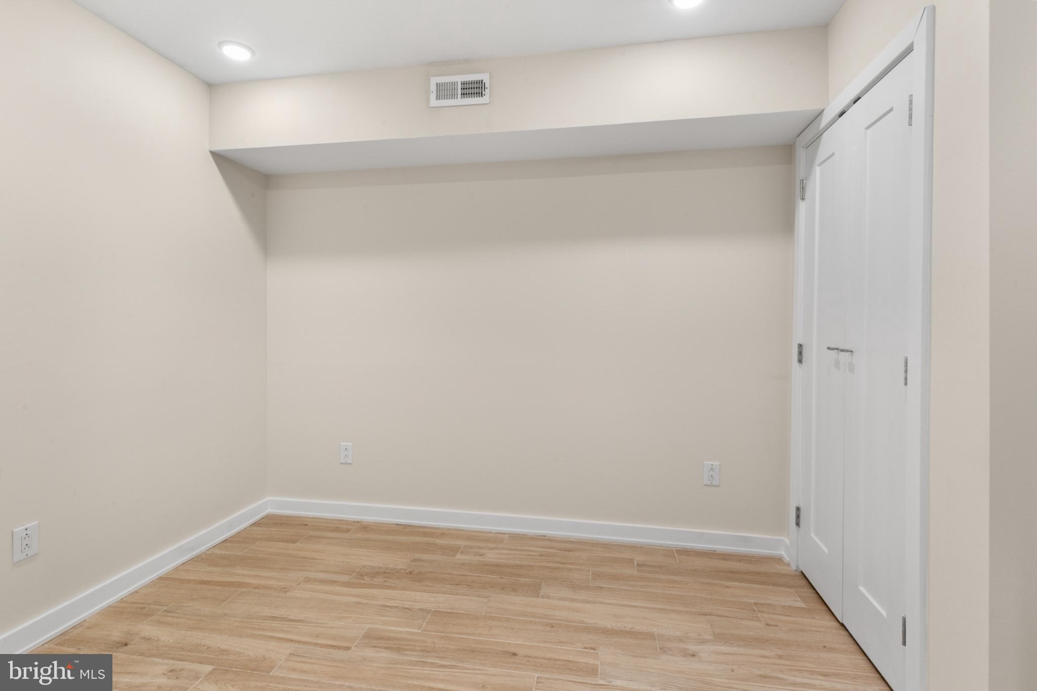 FRANCISVILLE - Residential Lease