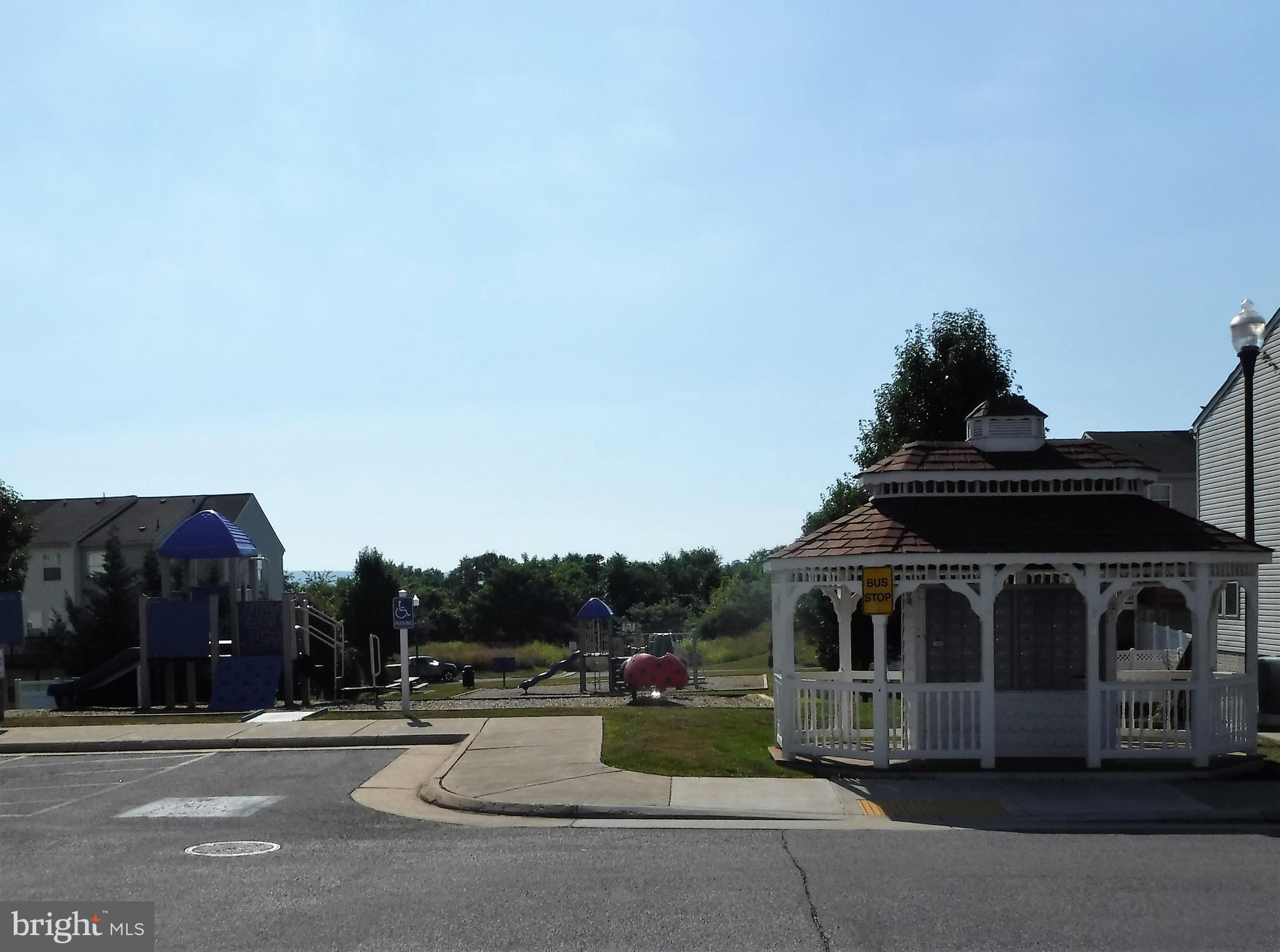 LAKELAND PLACE - Residential