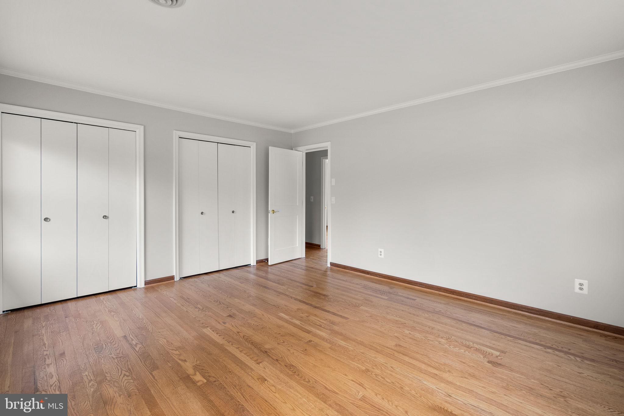 BRIAR HILL - Residential