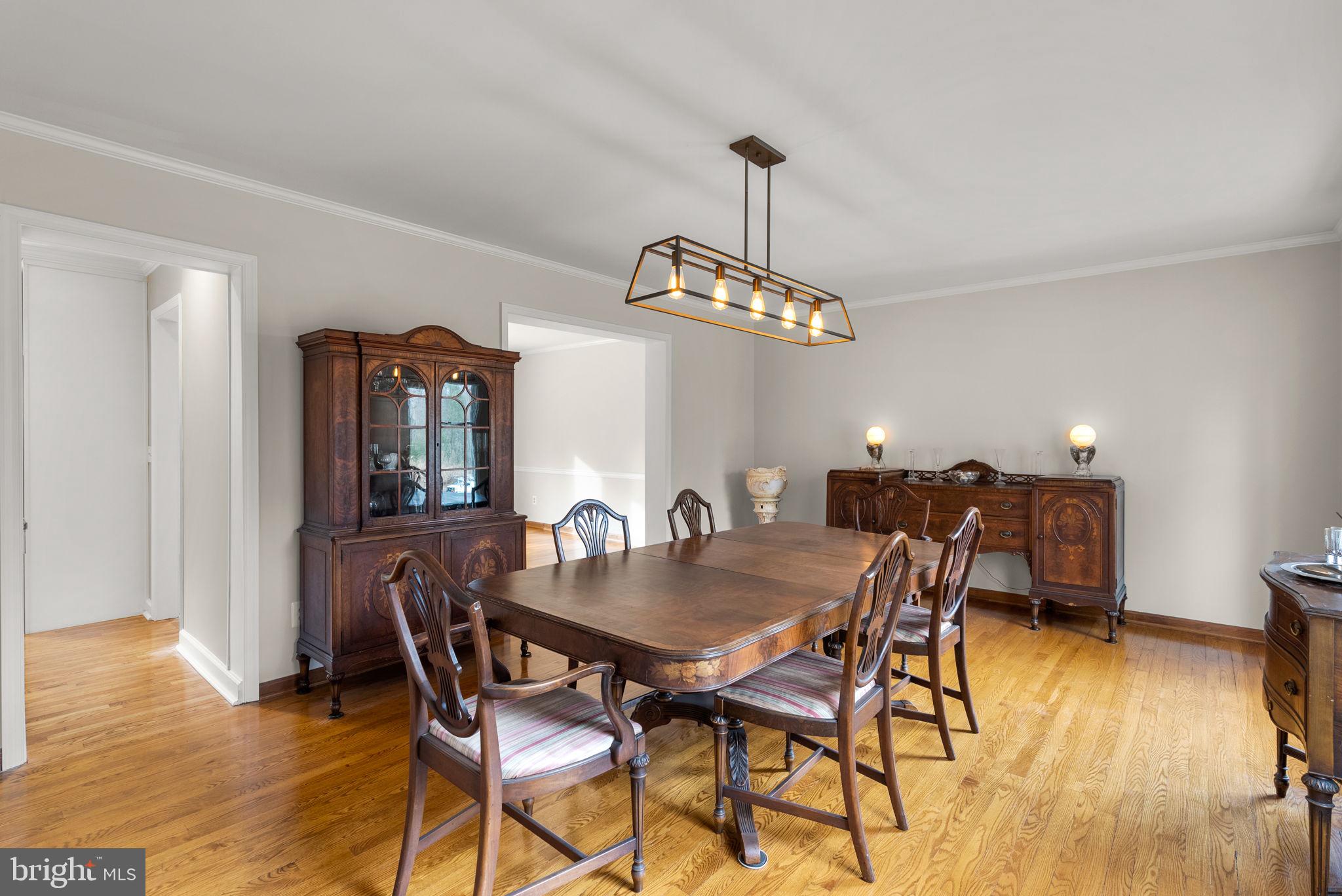 BRIAR HILL - Residential