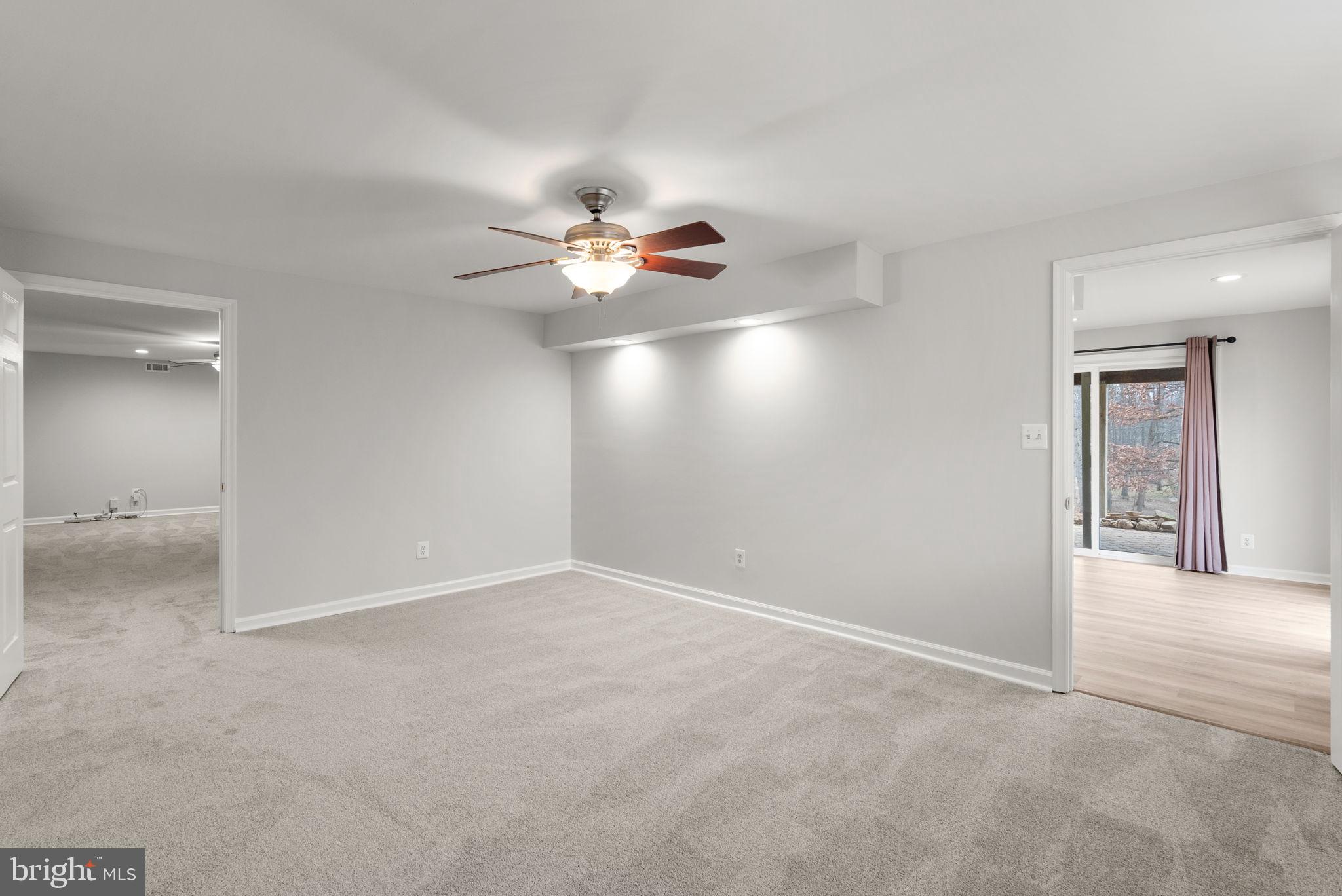 BRIAR HILL - Residential