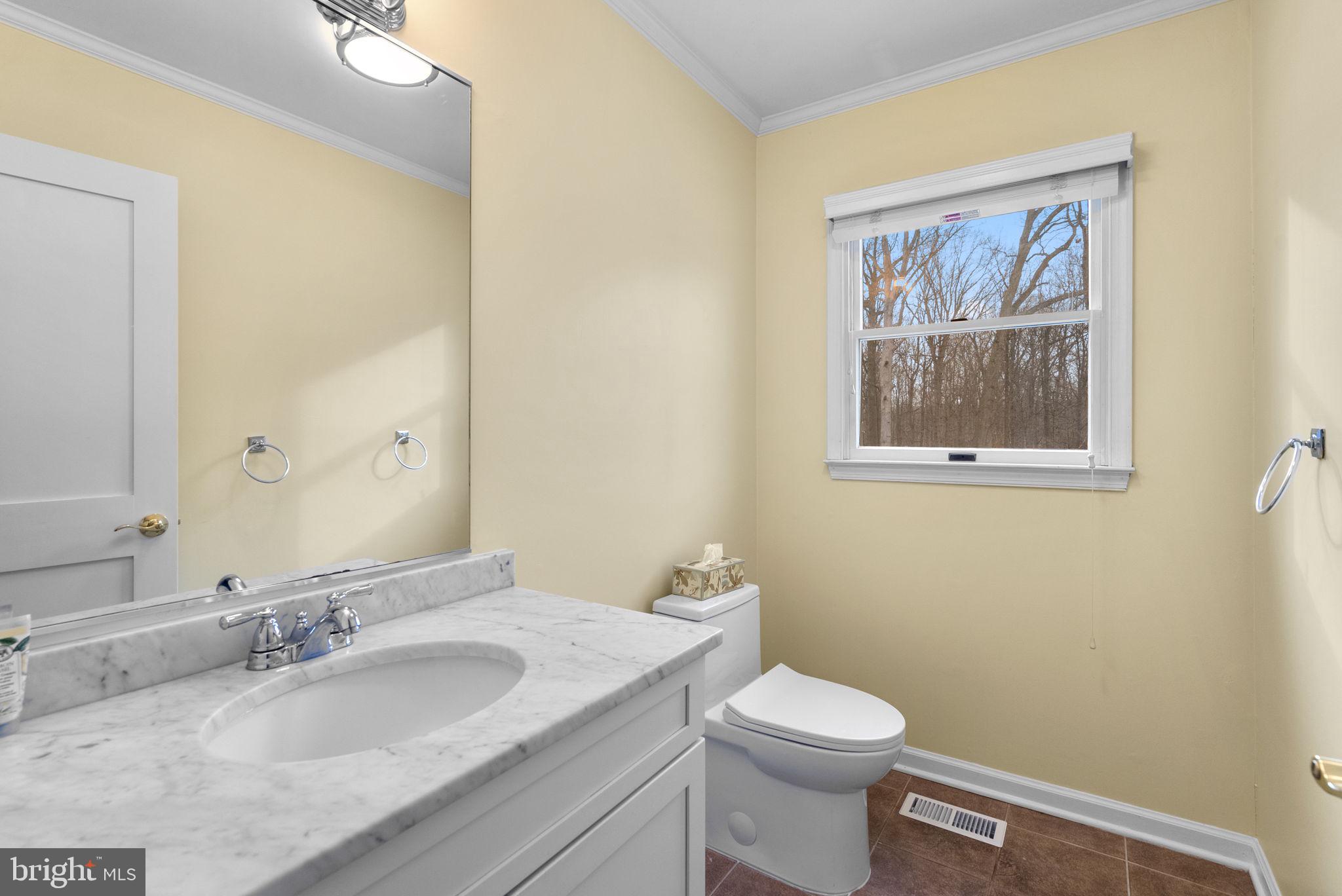 BRIAR HILL - Residential