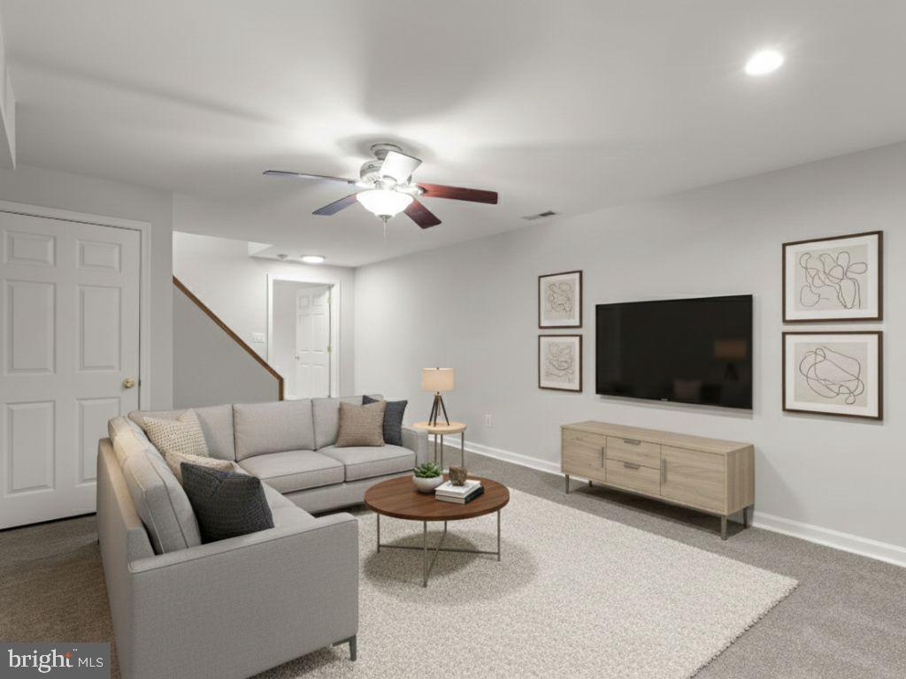 BRIAR HILL - Residential