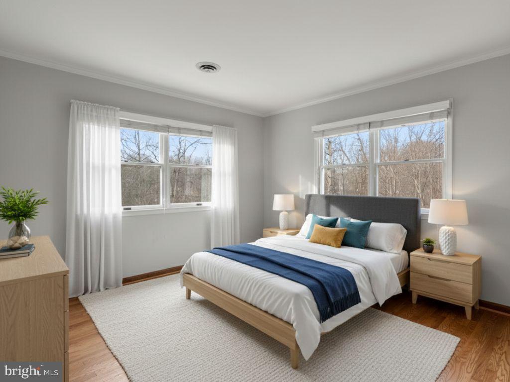 BRIAR HILL - Residential