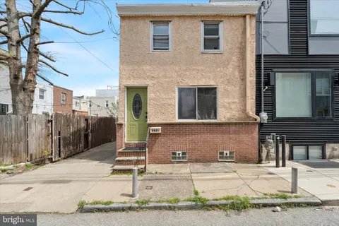 2621 E Albert Street, Philadelphia, PA MLS: PAPH2475878