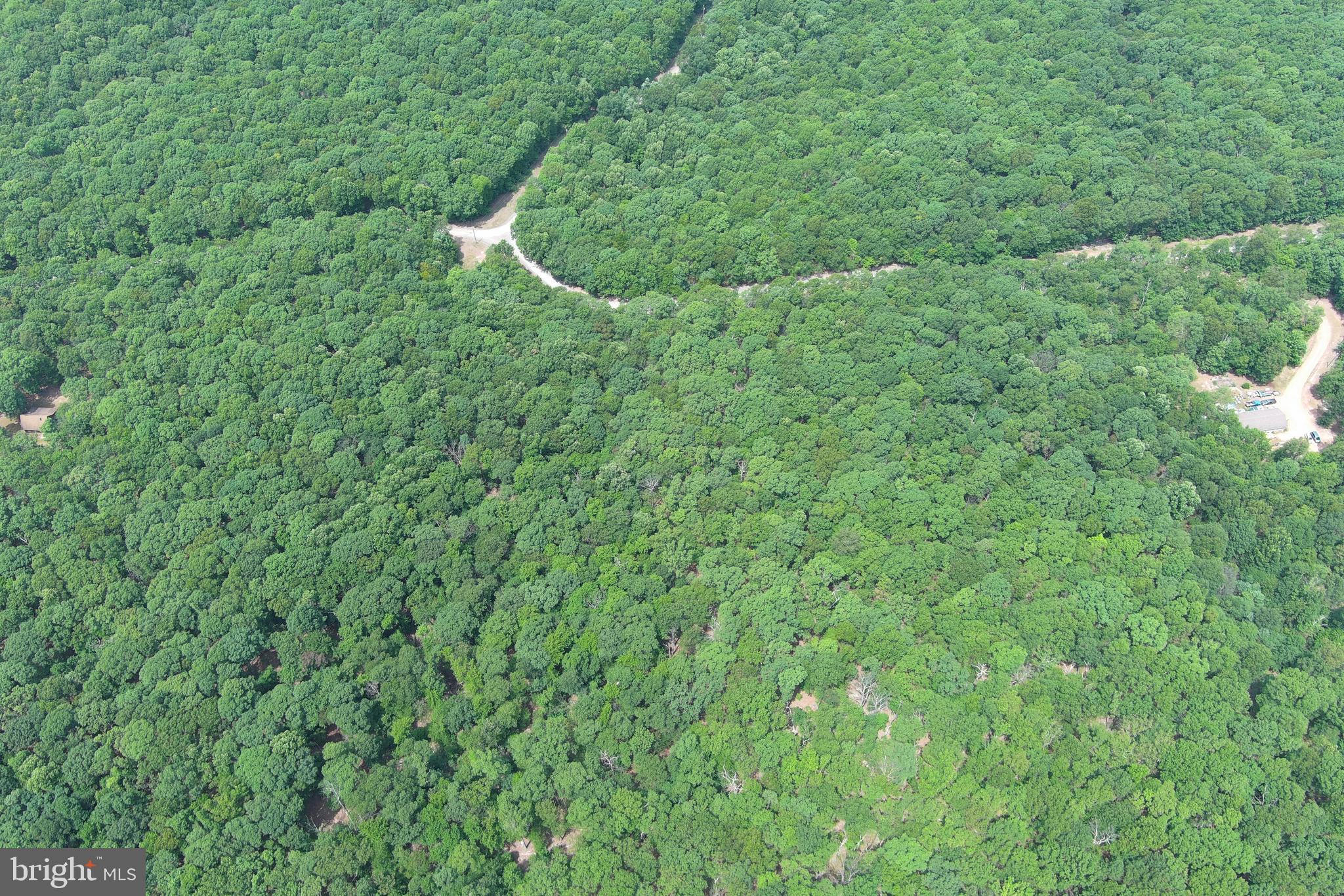 EAGLE MOUNTAIN - Land