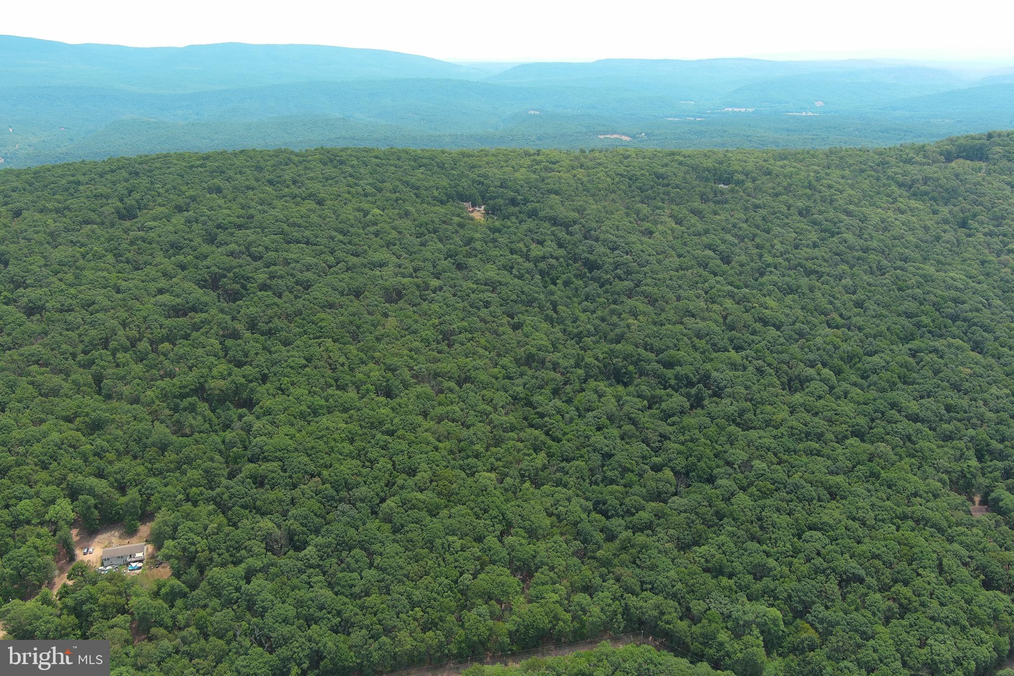 EAGLE MOUNTAIN - Land