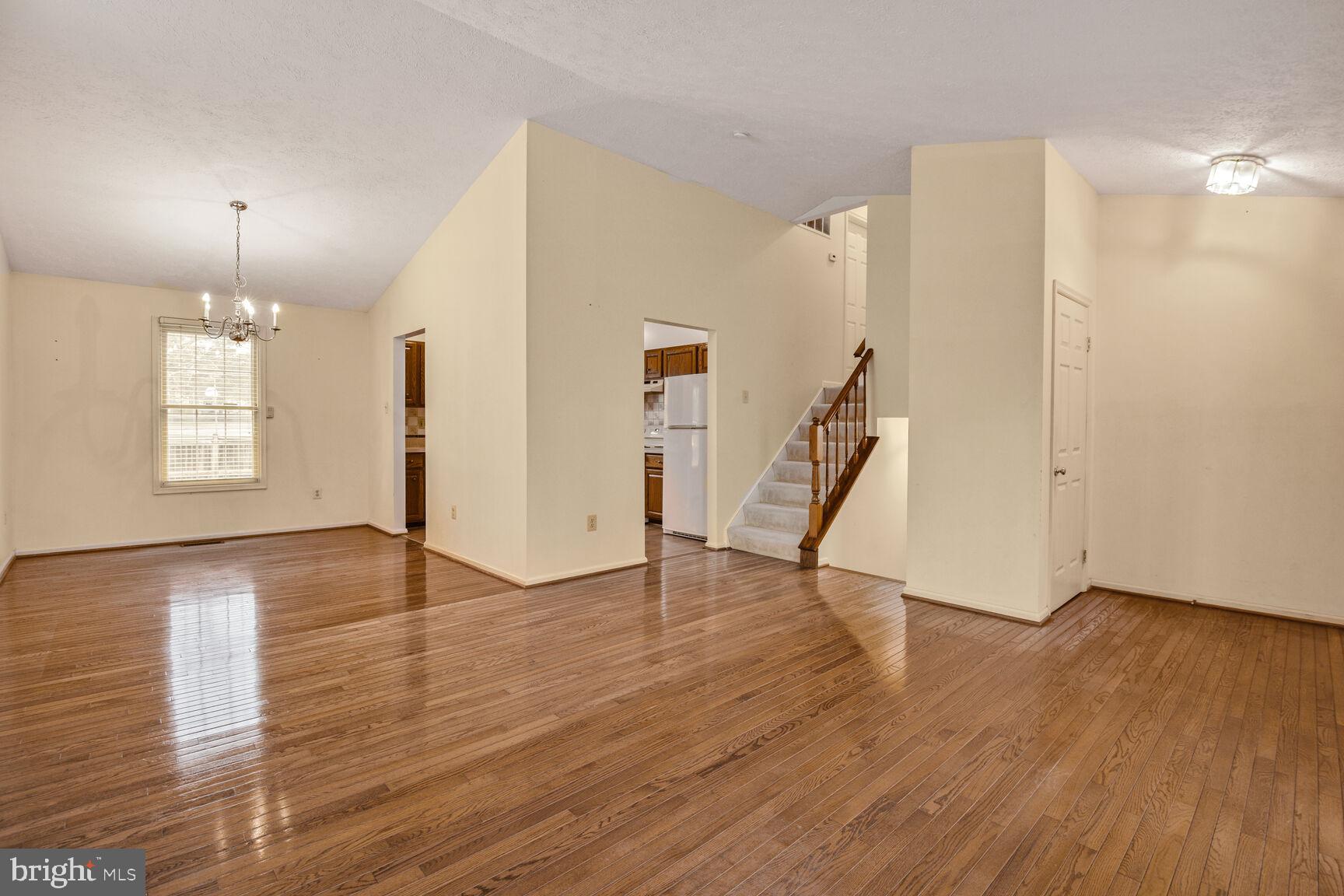 20820 SCOTTSBURY DRIVE