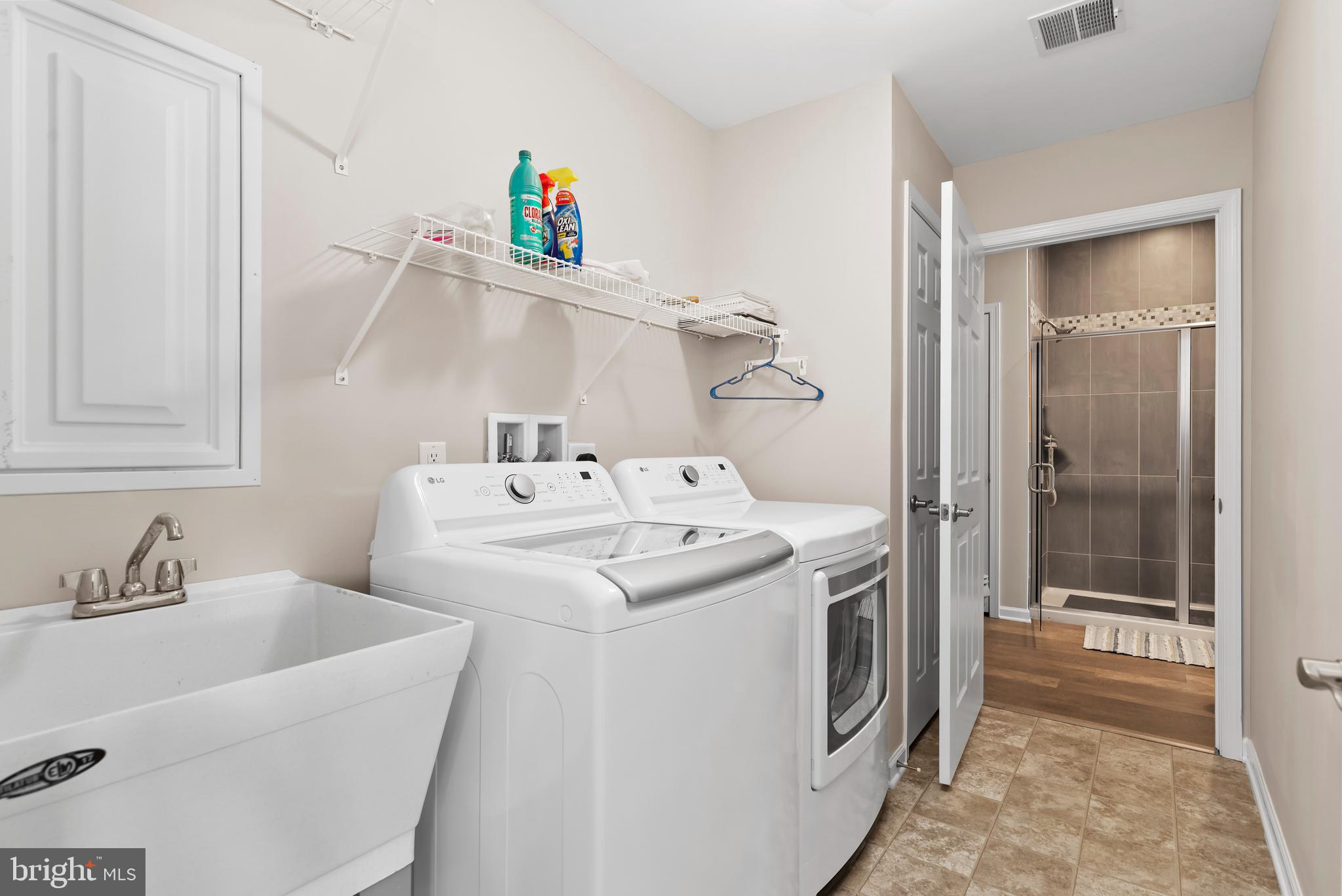 TRADITIONS OF AMERICA AT SILVER SPRING - Residential