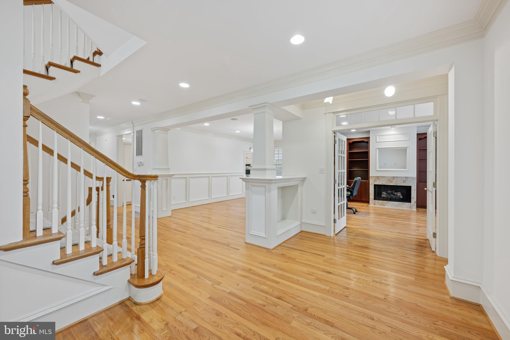 BRADLEY VILLAGE - Residential