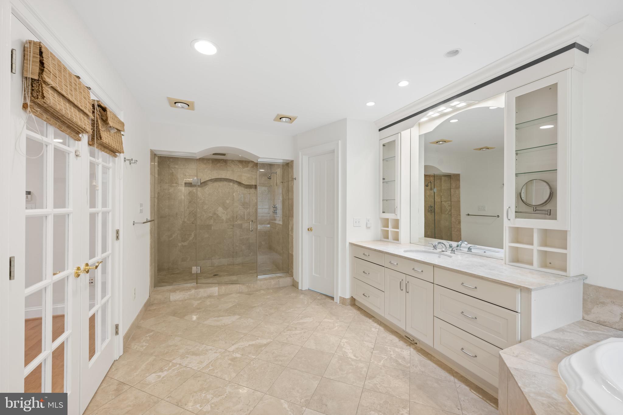 BRADLEY VILLAGE - Residential