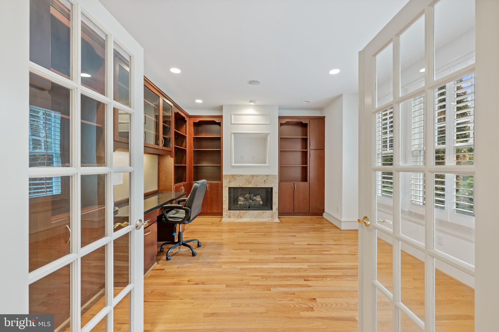 BRADLEY VILLAGE - Residential