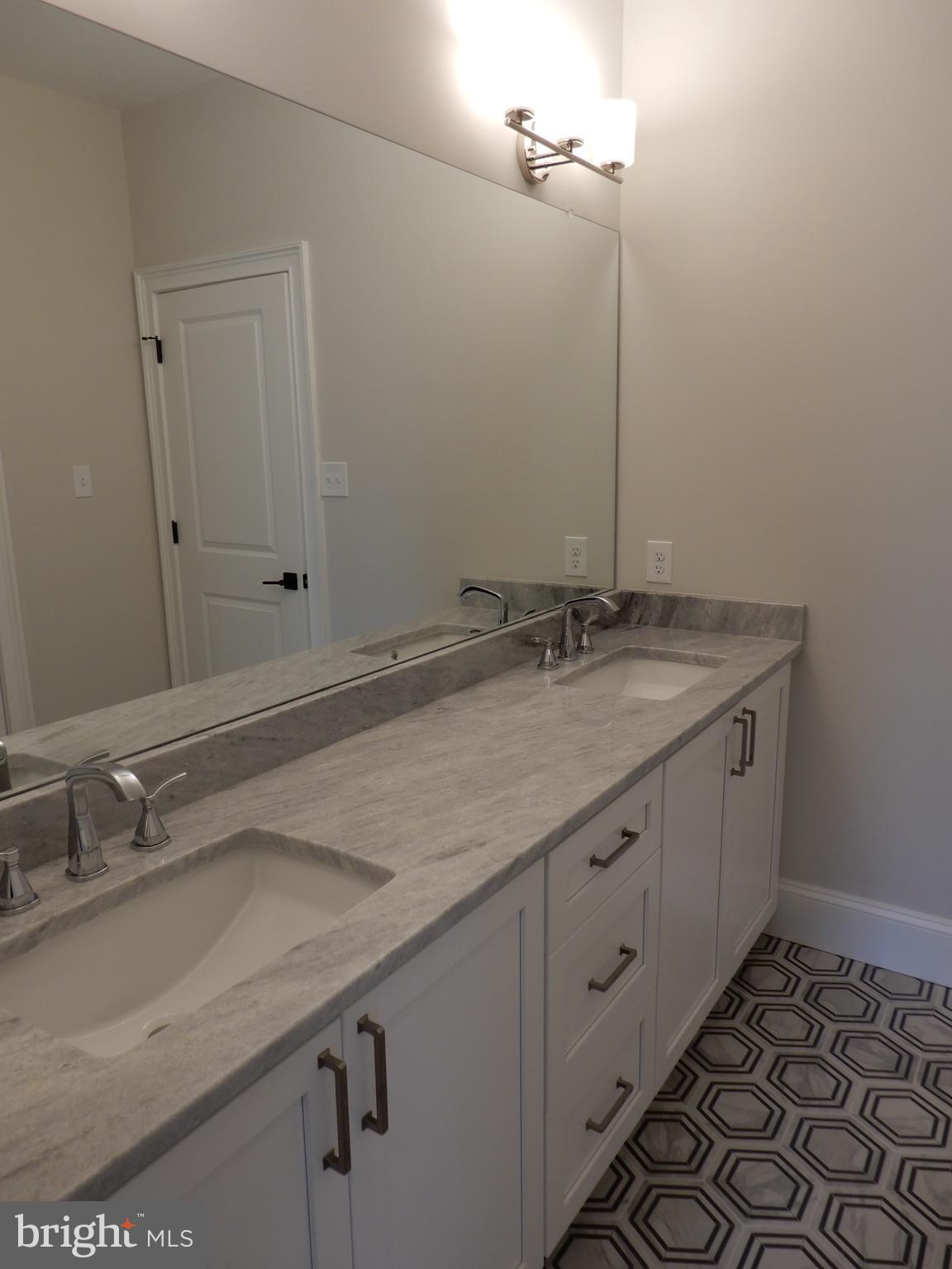 NORTHAMPTON GLEN - Residential