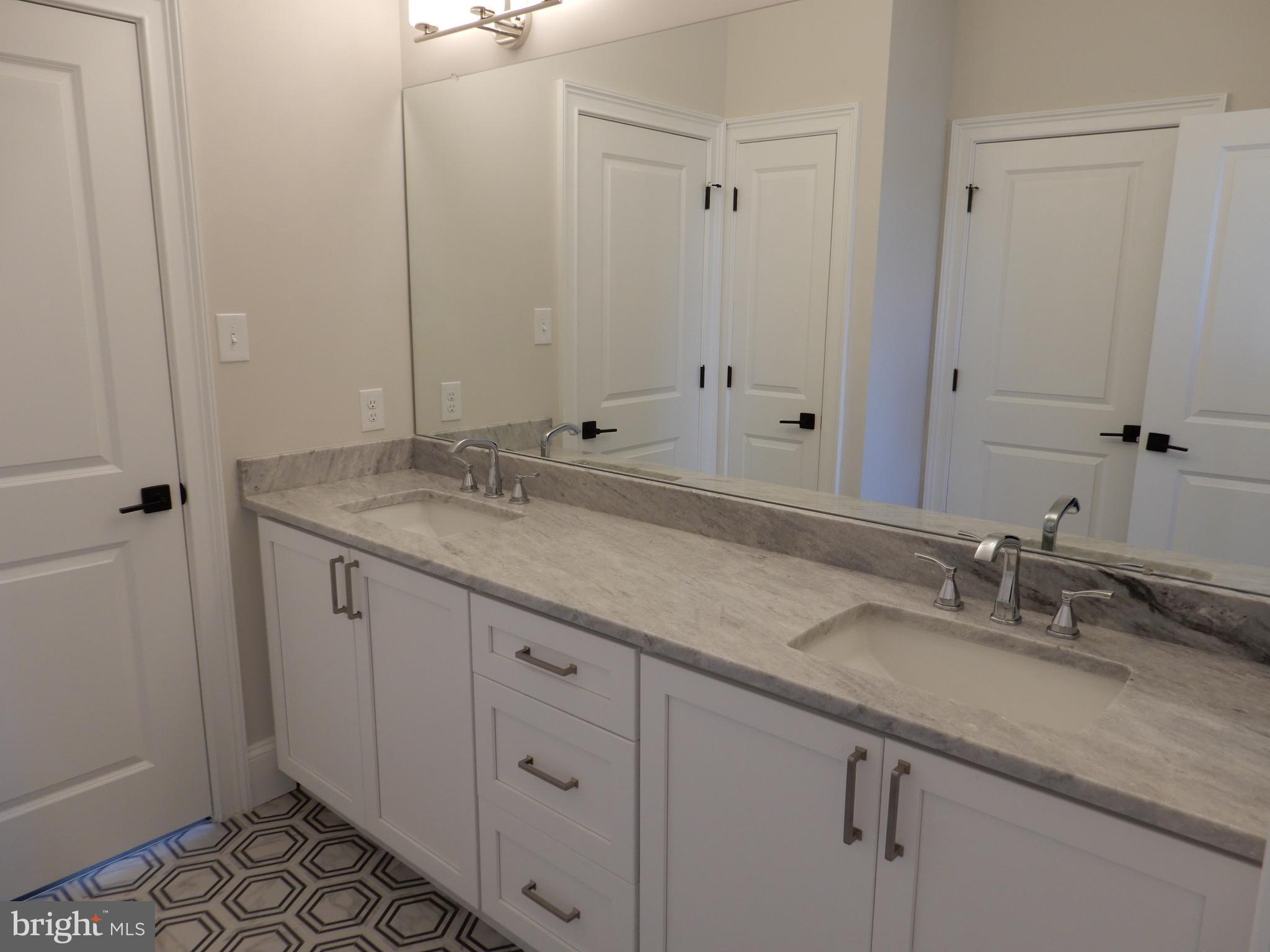 NORTHAMPTON GLEN - Residential