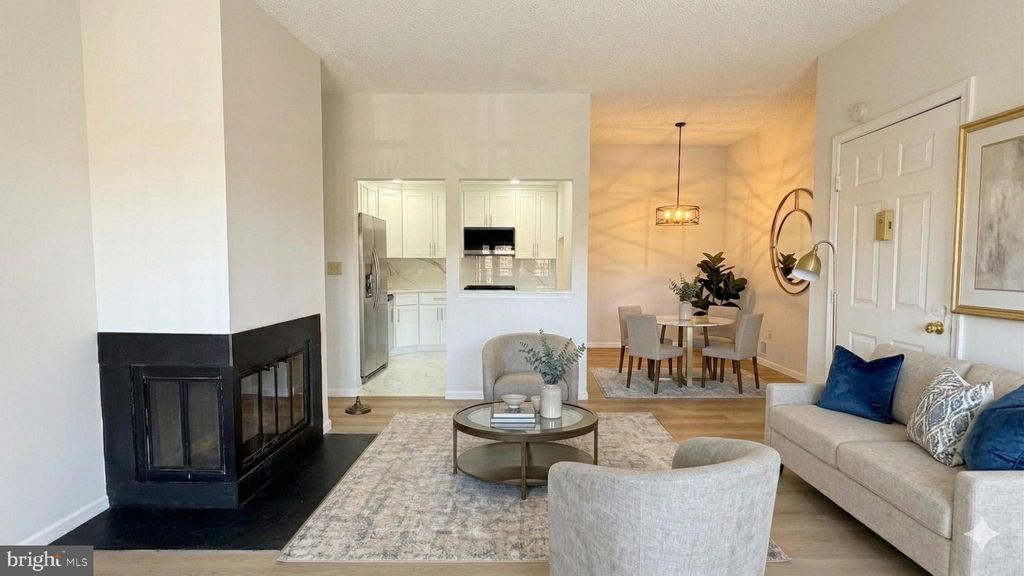 Photo of 70 Juniper Way, HAMILTON, NJ 08619 (MLS # NJME2075254)