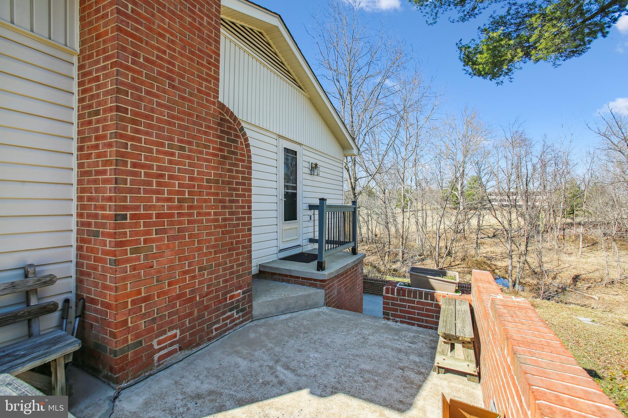 LEESBURG ESTATES - Residential