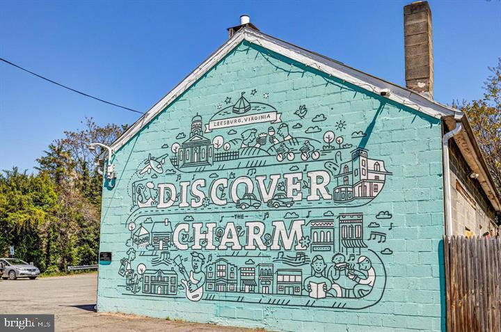 LEESBURG ESTATES - Residential