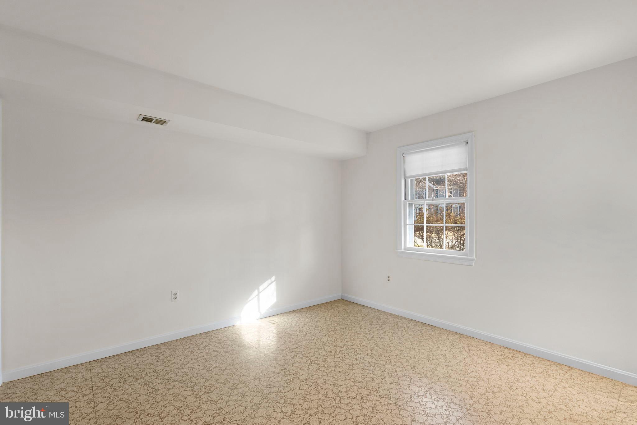 ROCKSHIRE - Residential