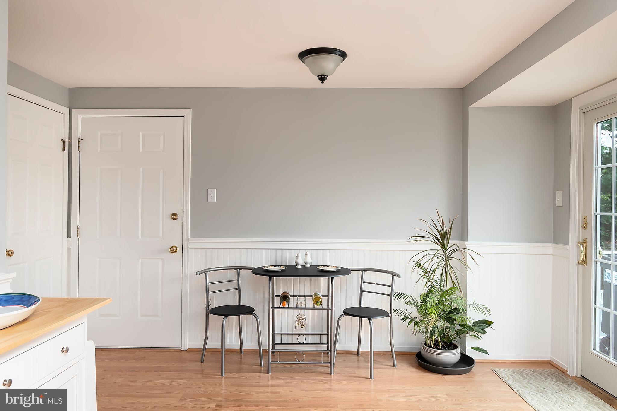 HUNT COUNTRY ESTATES - Residential