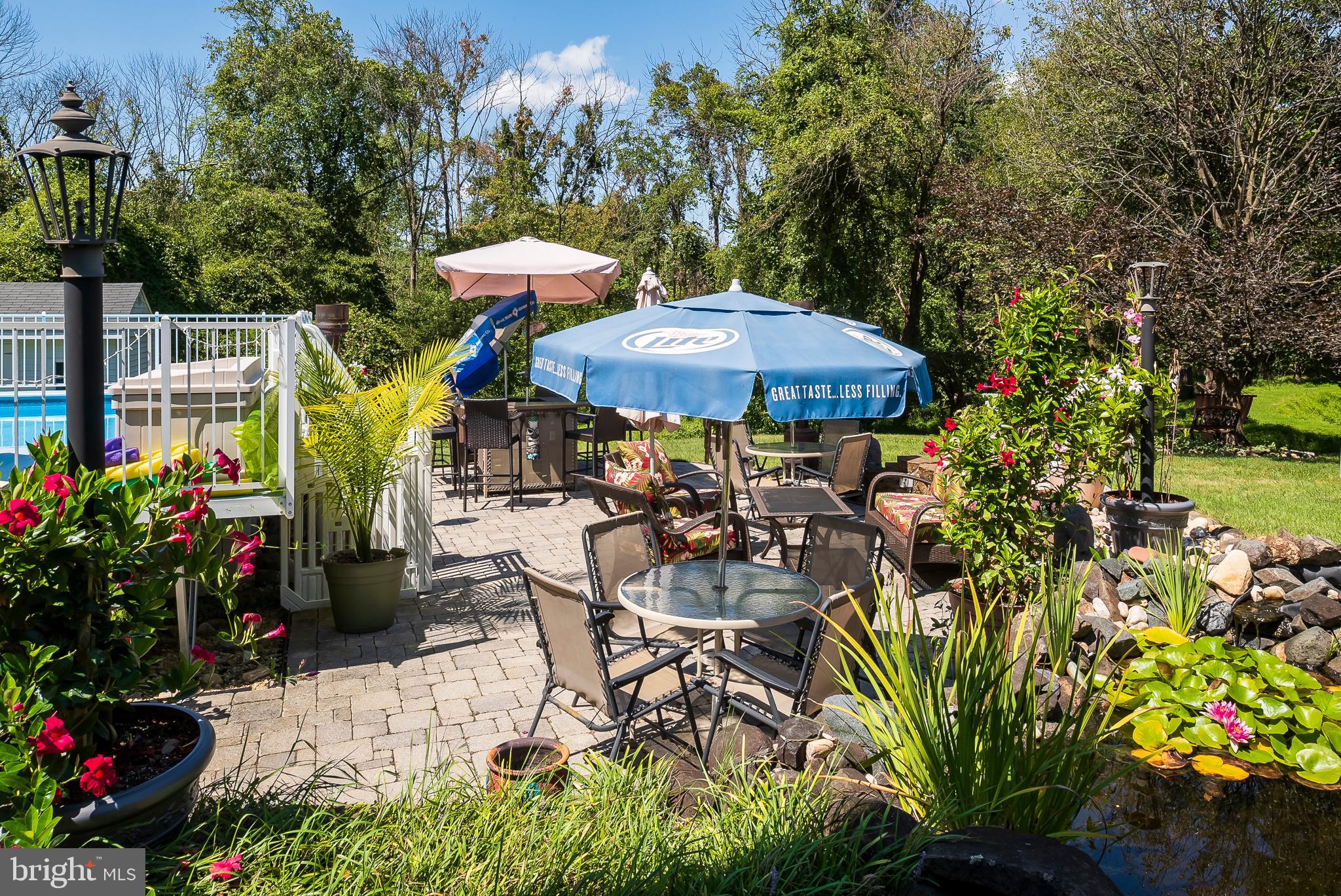 HUNT COUNTRY ESTATES - Residential