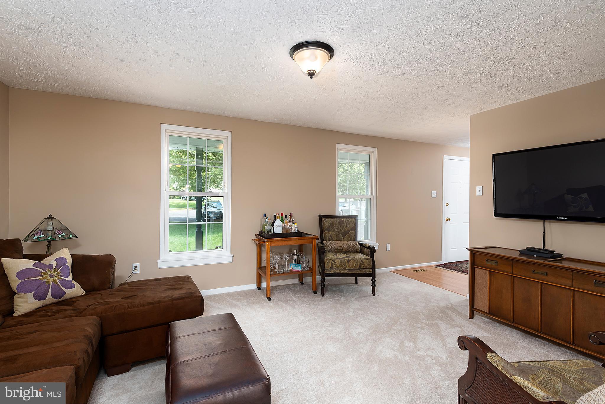 HUNT COUNTRY ESTATES - Residential