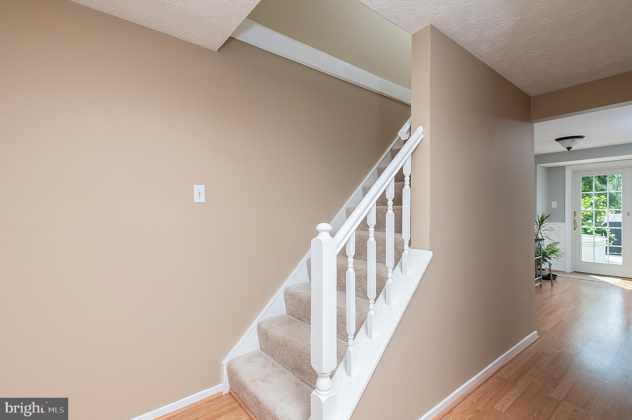 HUNT COUNTRY ESTATES - Residential