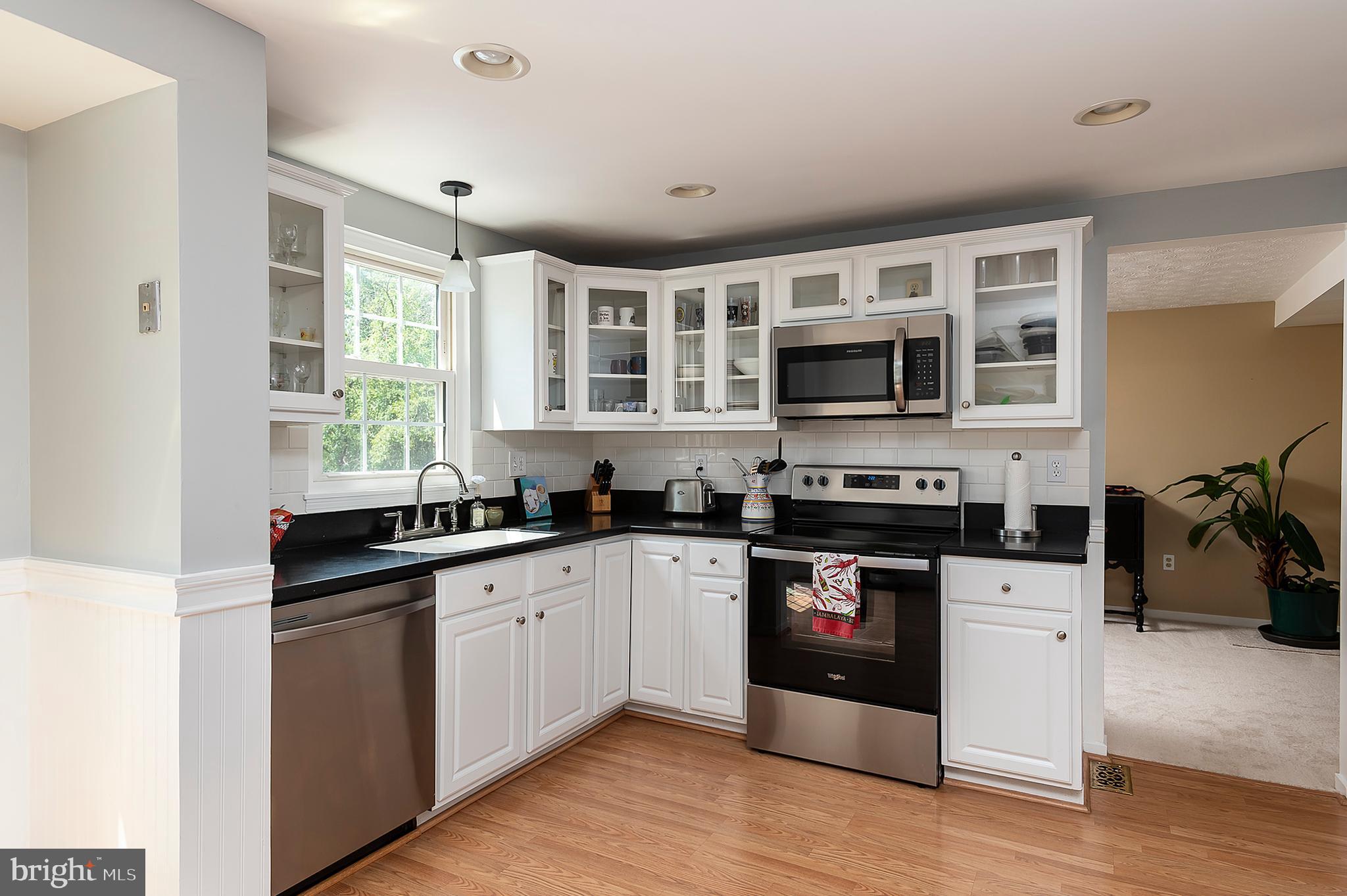 HUNT COUNTRY ESTATES - Residential