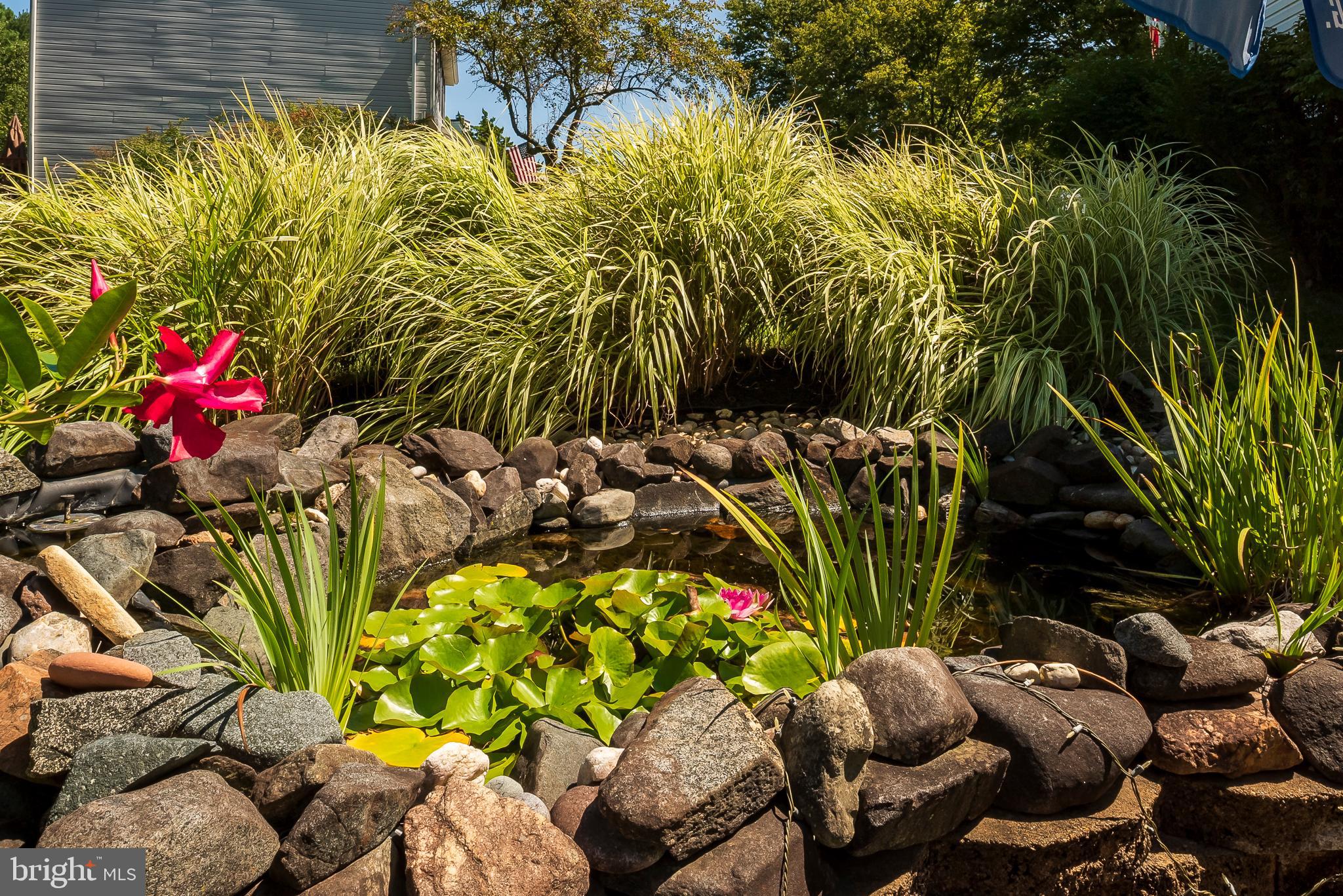 HUNT COUNTRY ESTATES - Residential