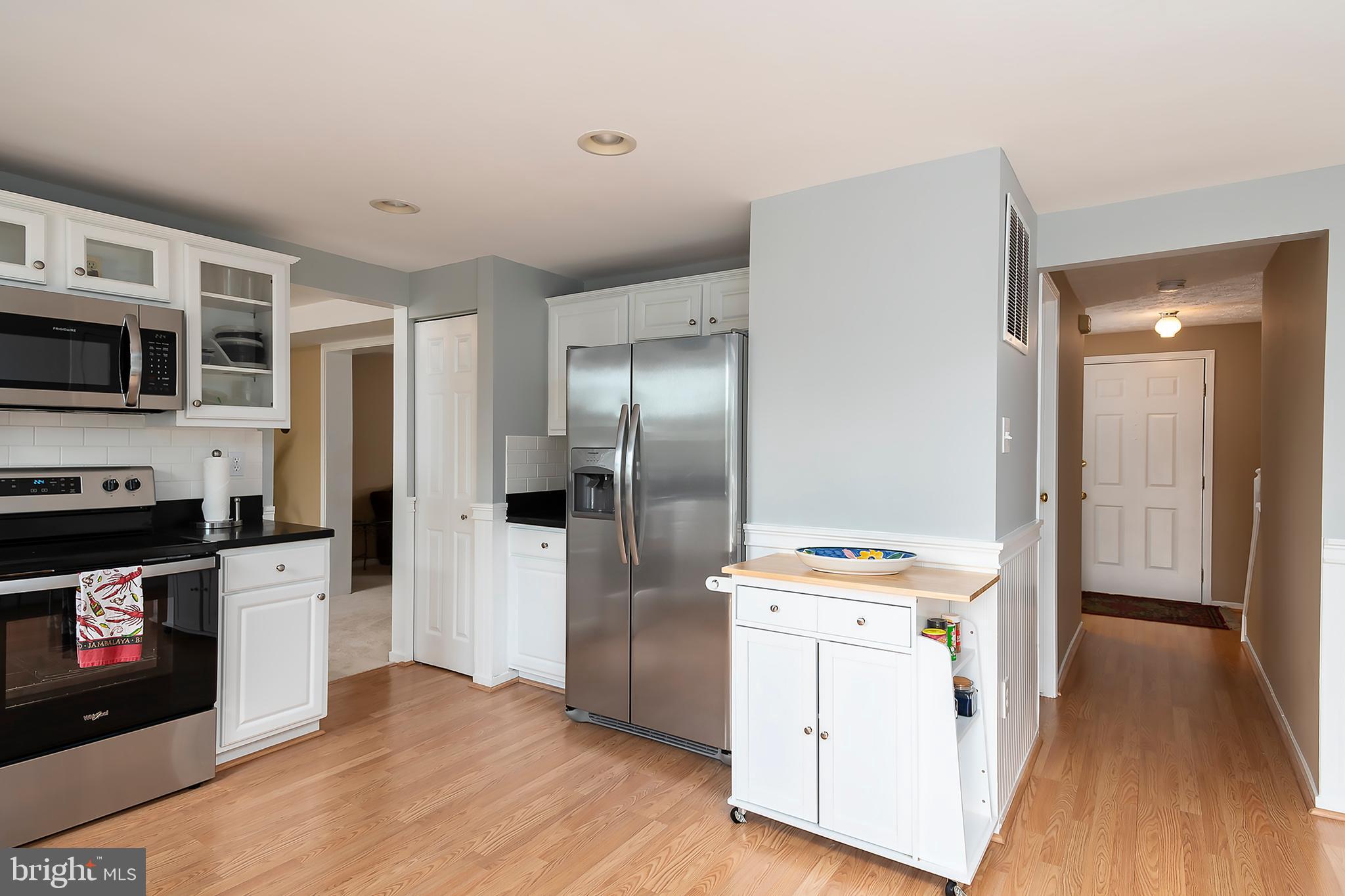 HUNT COUNTRY ESTATES - Residential