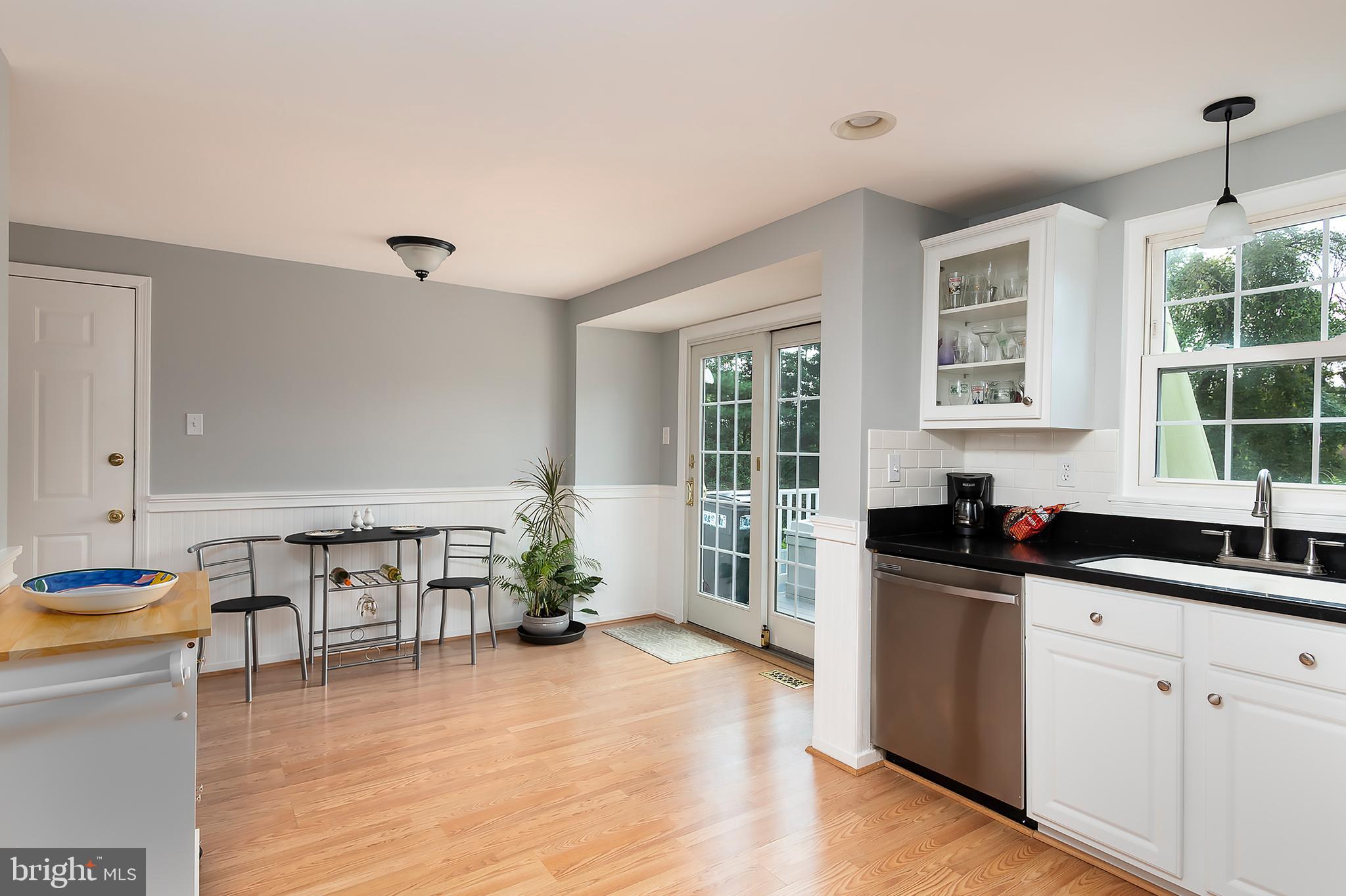 HUNT COUNTRY ESTATES - Residential