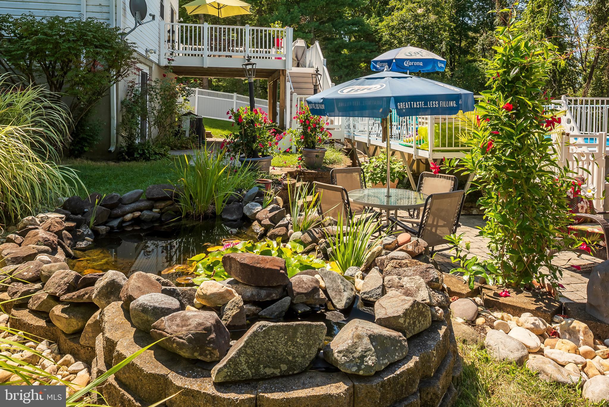 HUNT COUNTRY ESTATES - Residential