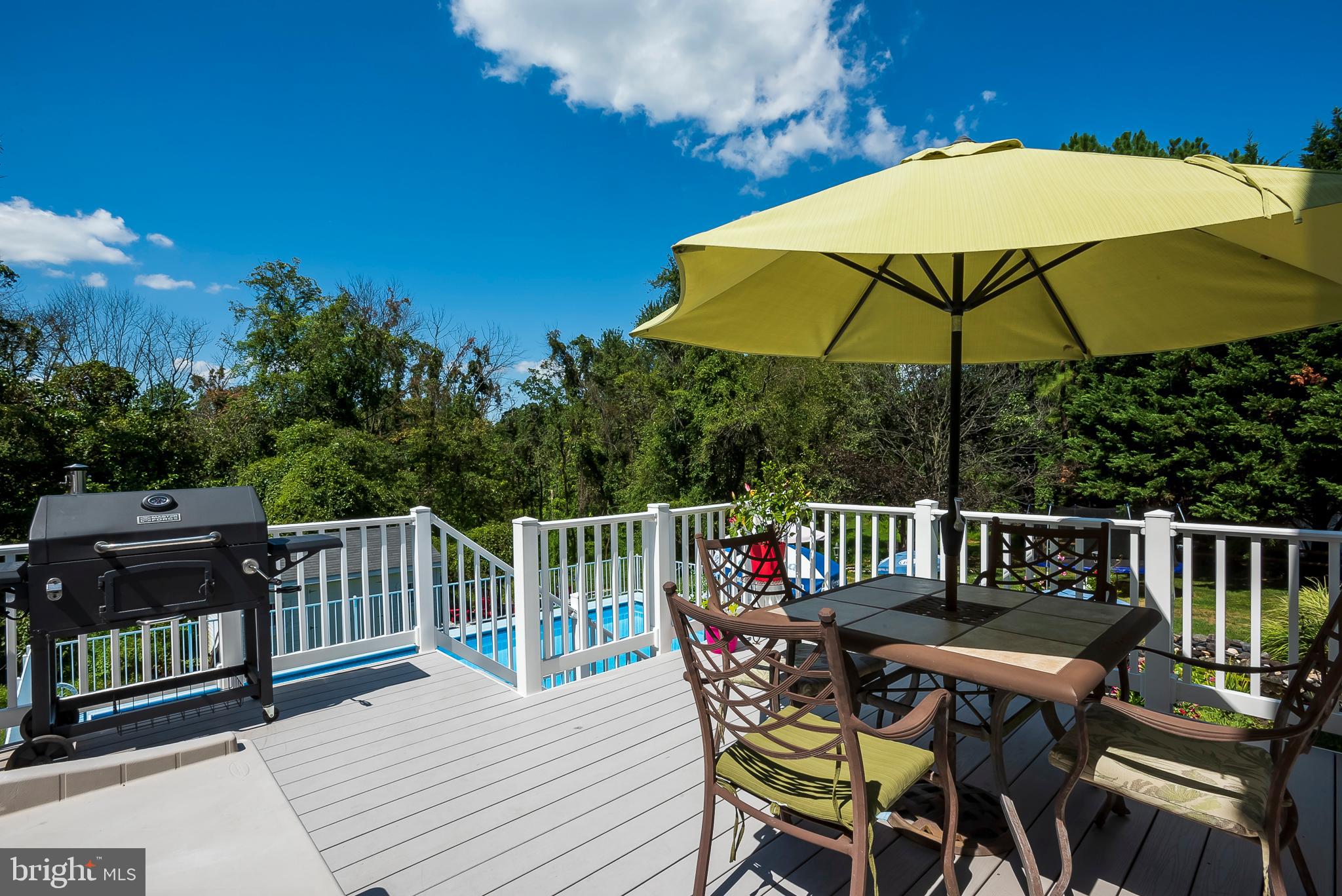 HUNT COUNTRY ESTATES - Residential