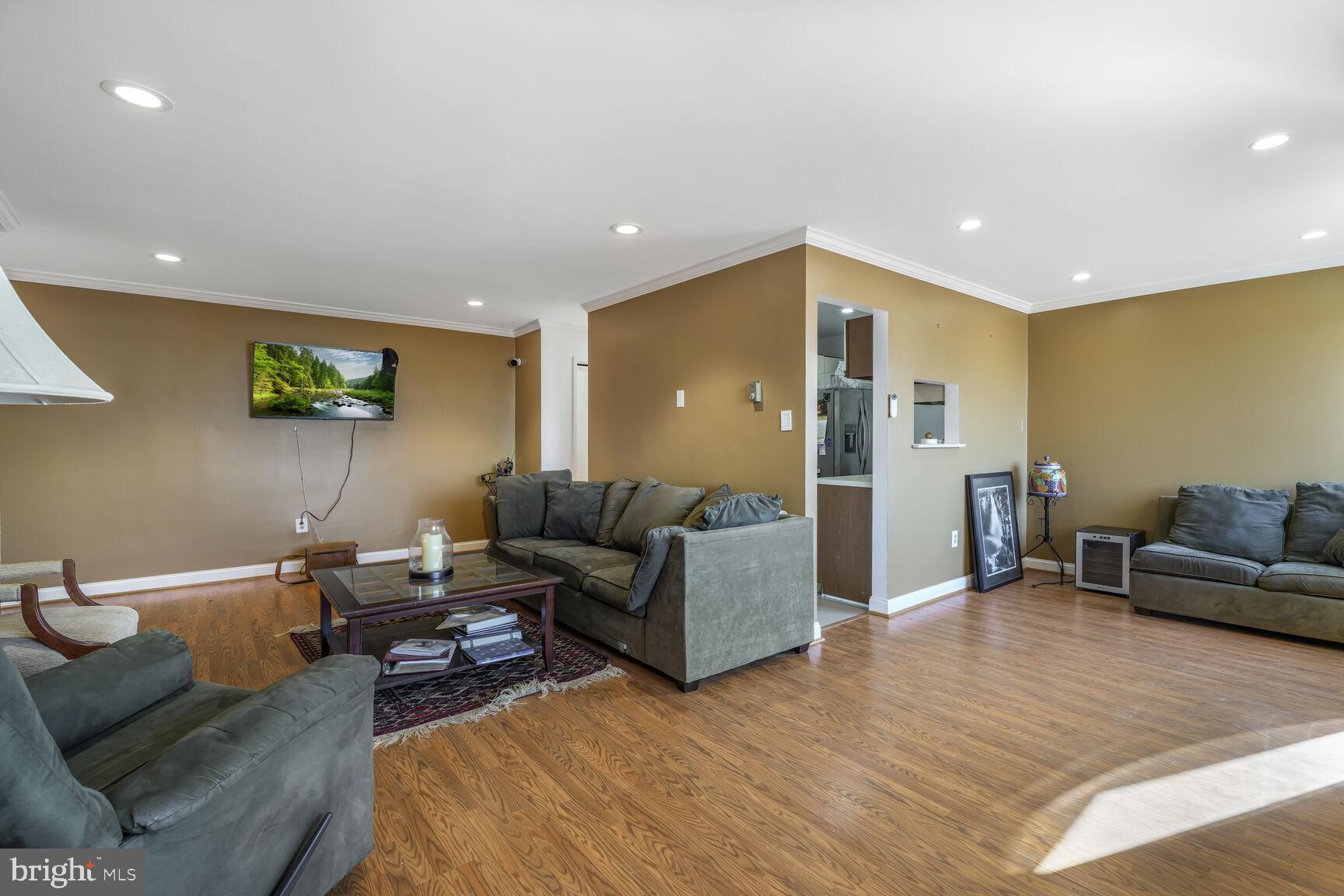 4390 LORCOM LANE 702