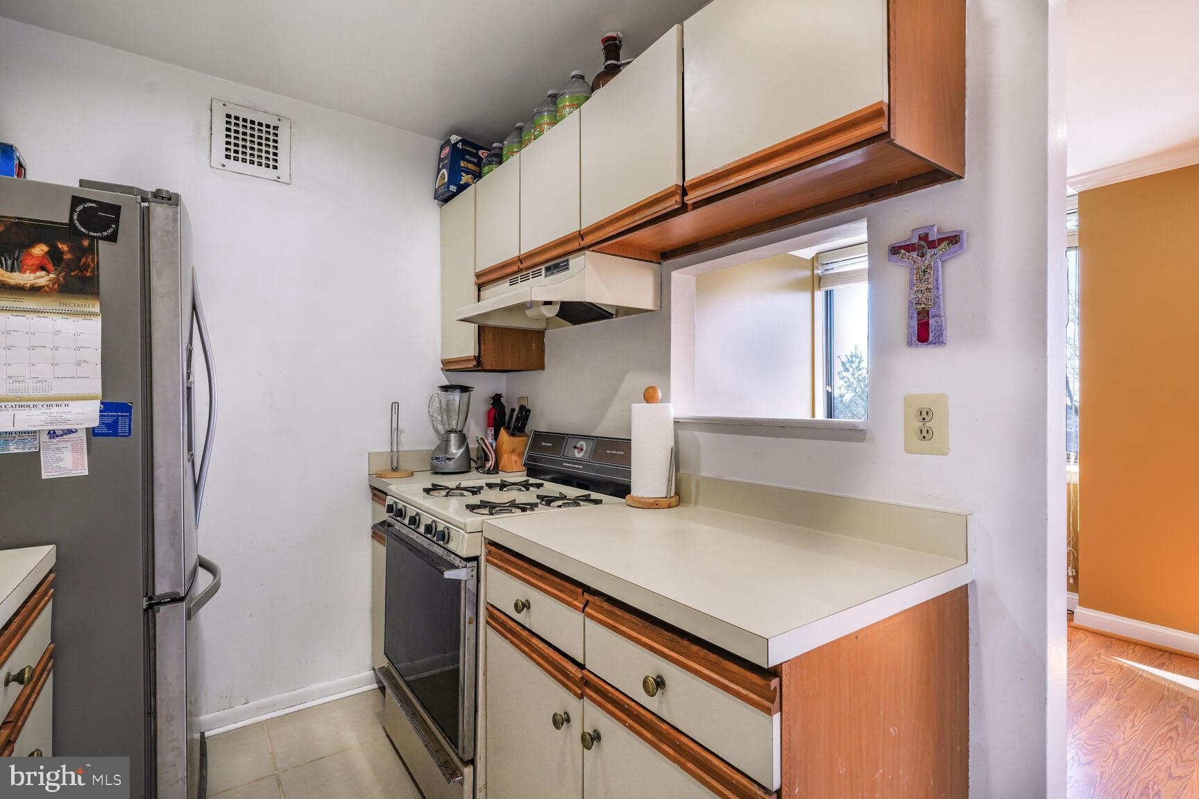 CARLYN PLACE - Residential