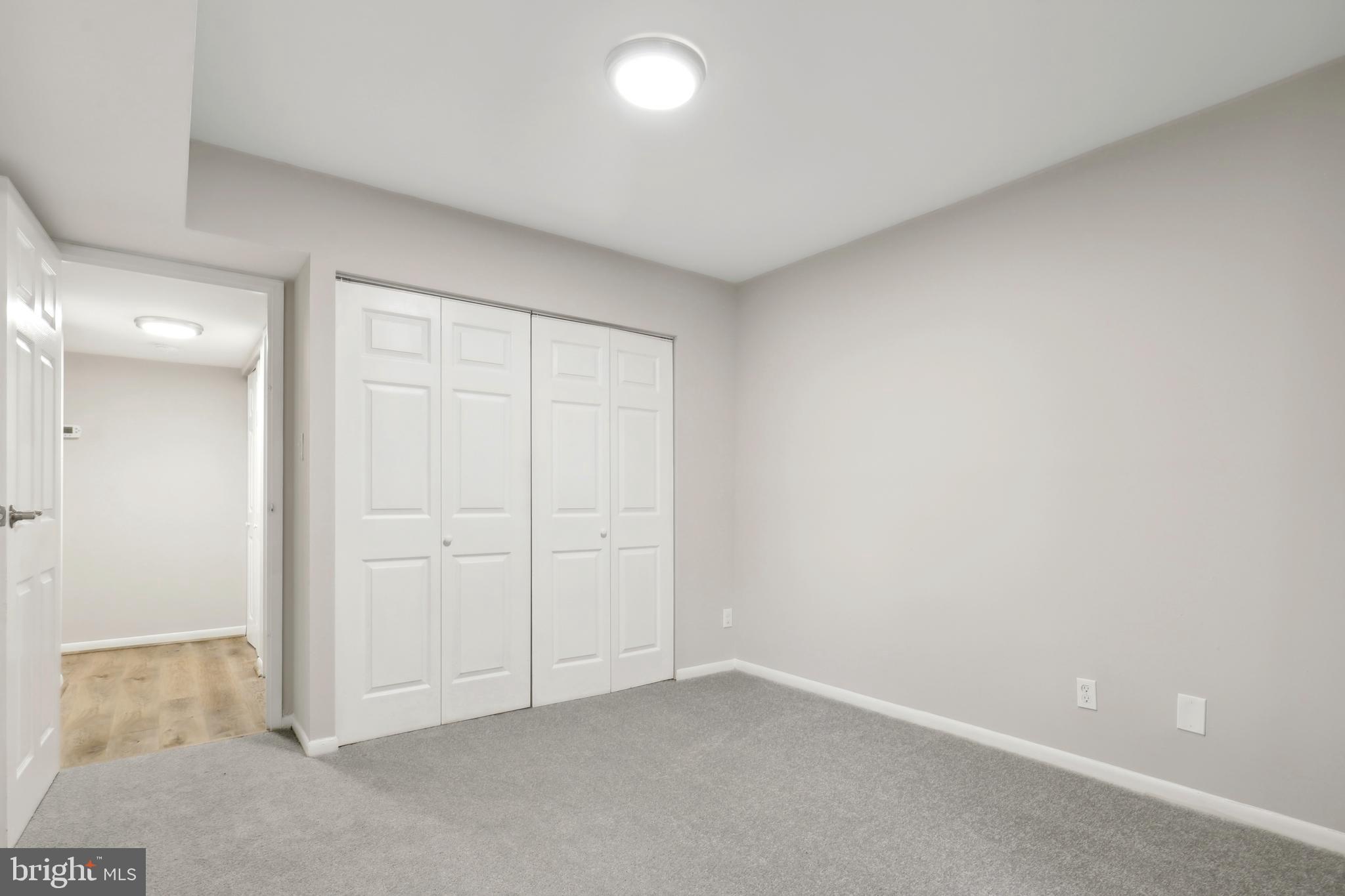 HUNTERS WOODS VILLAGE - Residential