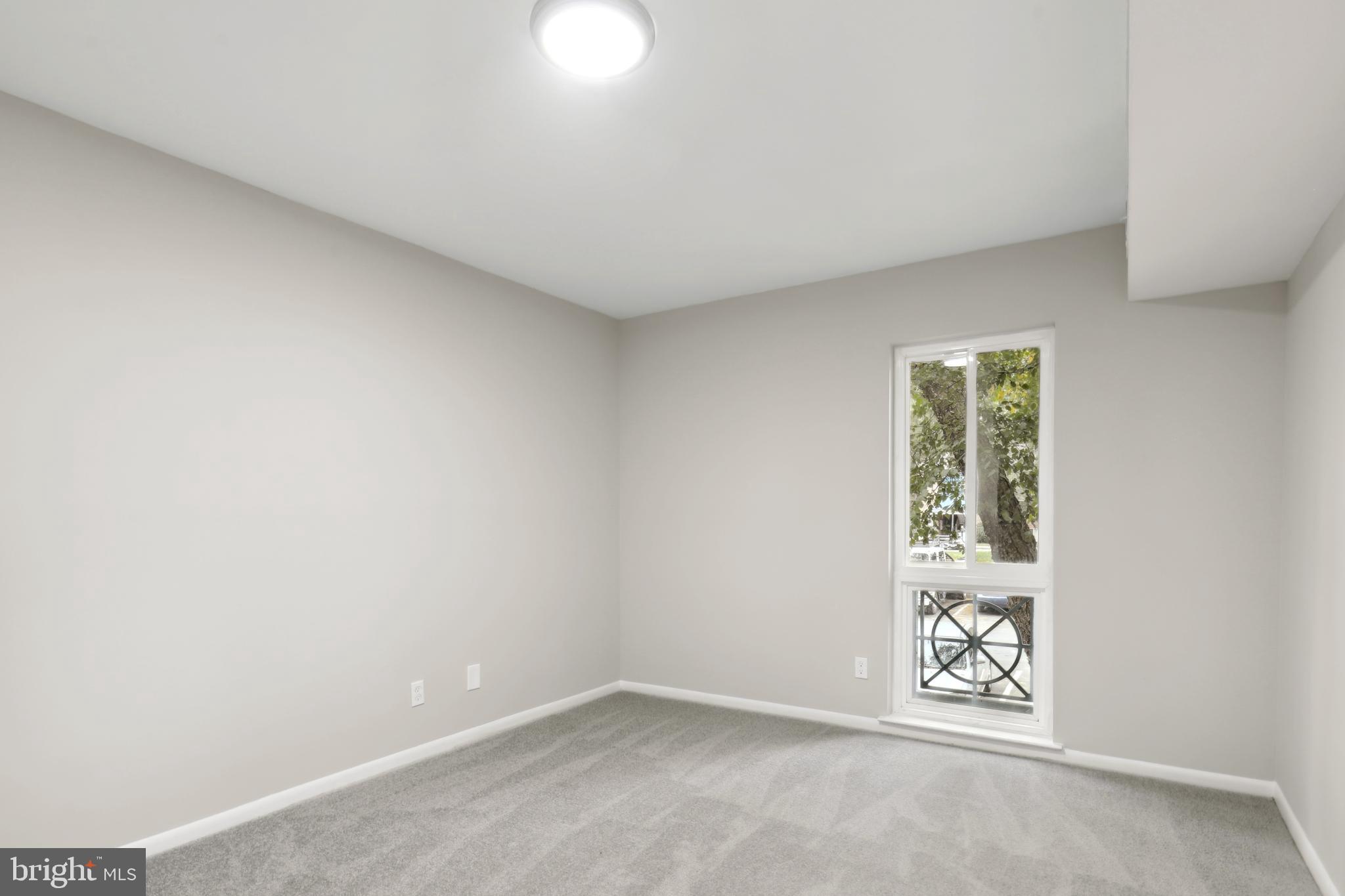 HUNTERS WOODS VILLAGE - Residential