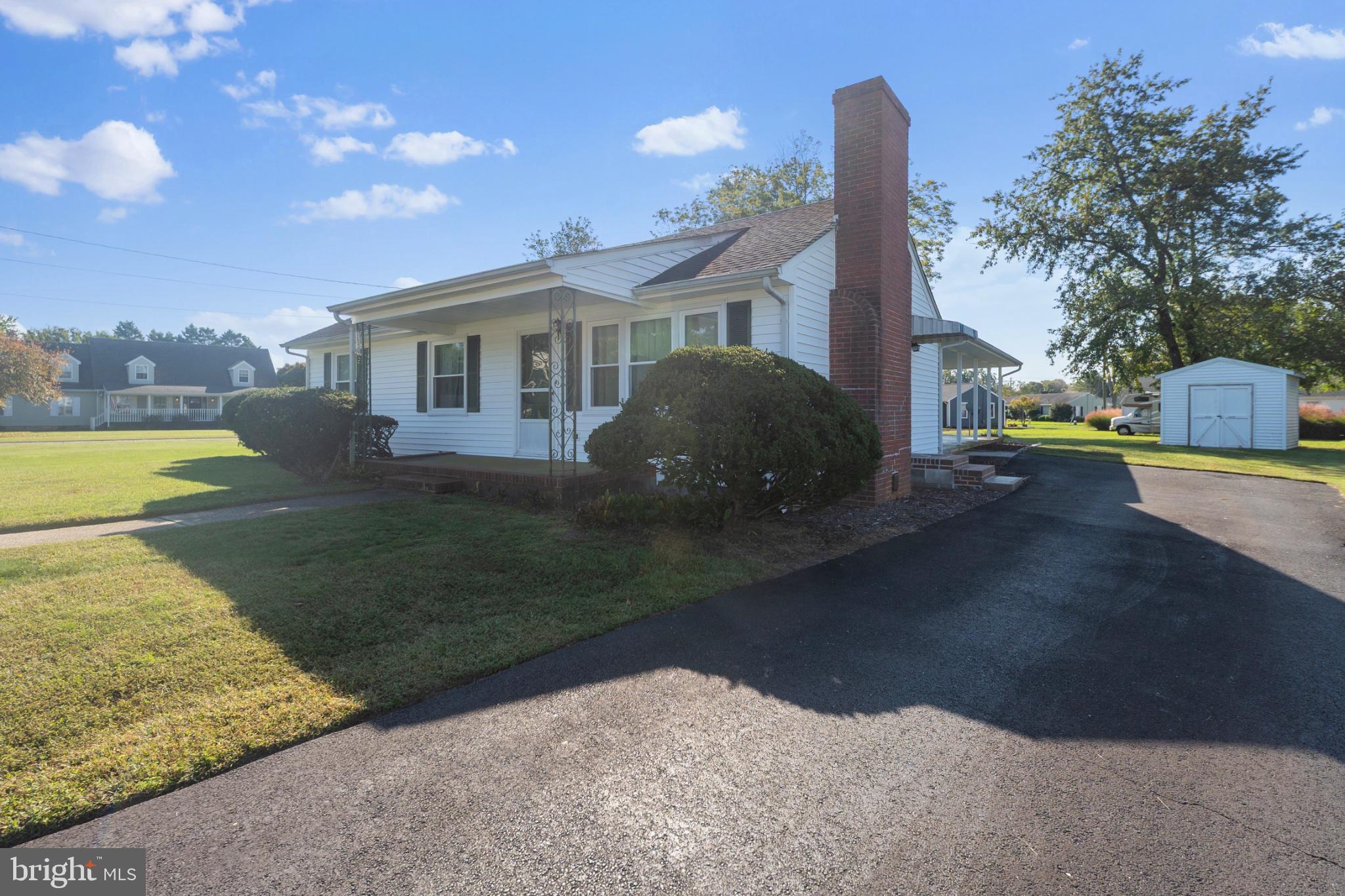 900 ELLIS PARKWAY