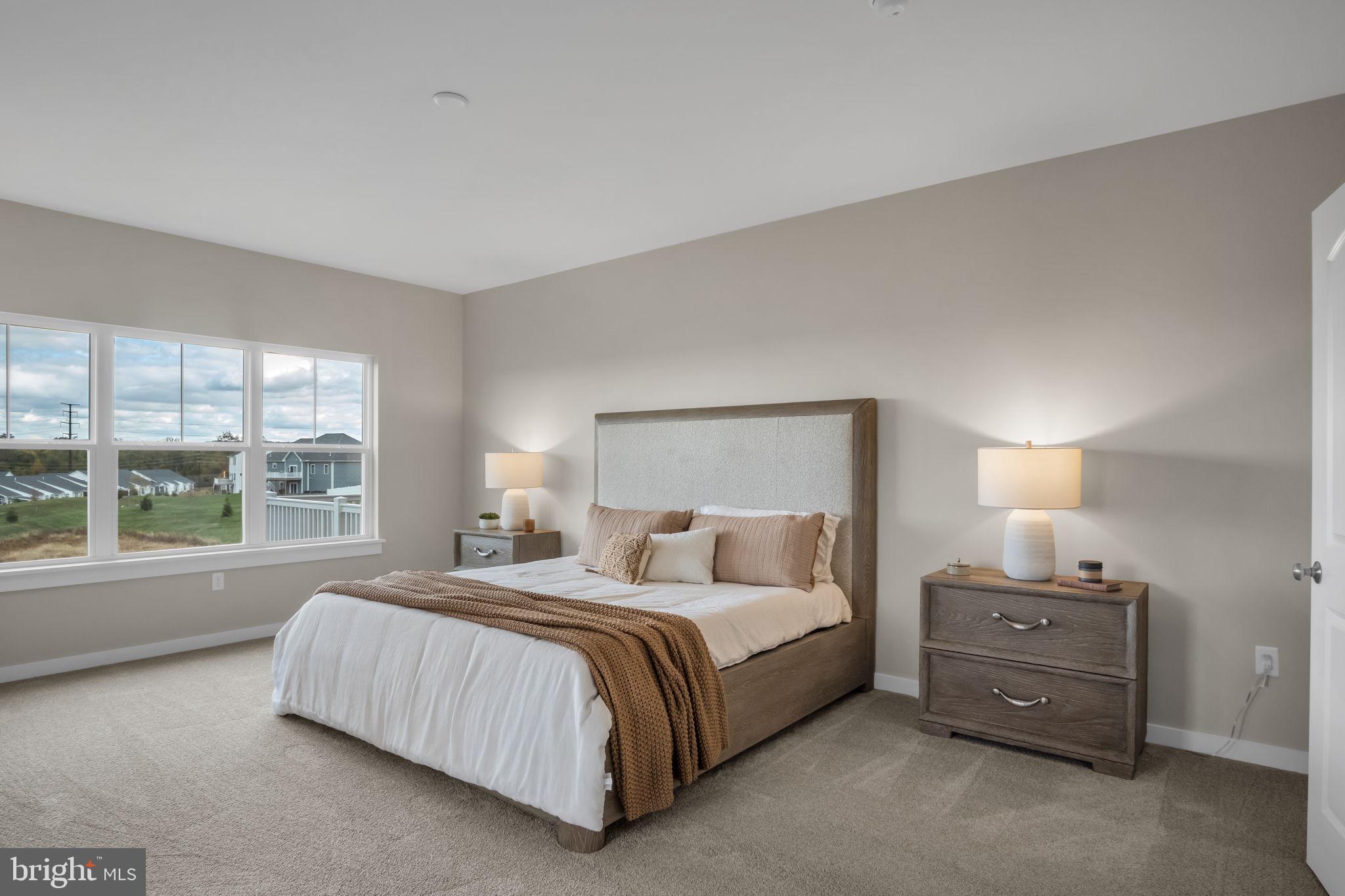 AUTUMN CHASE - Residential