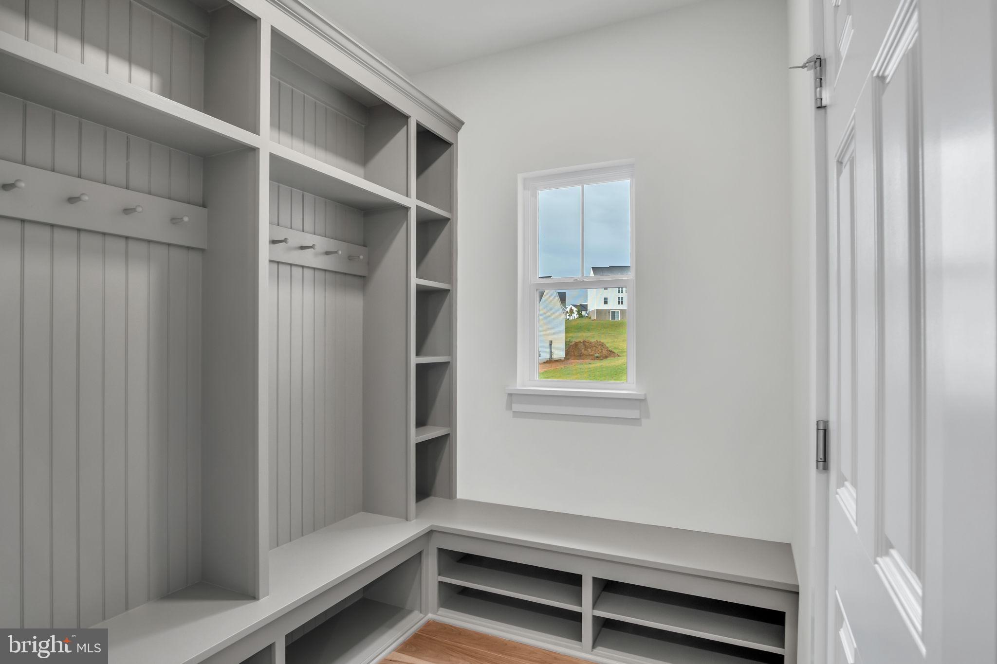 AUTUMN CHASE - Residential