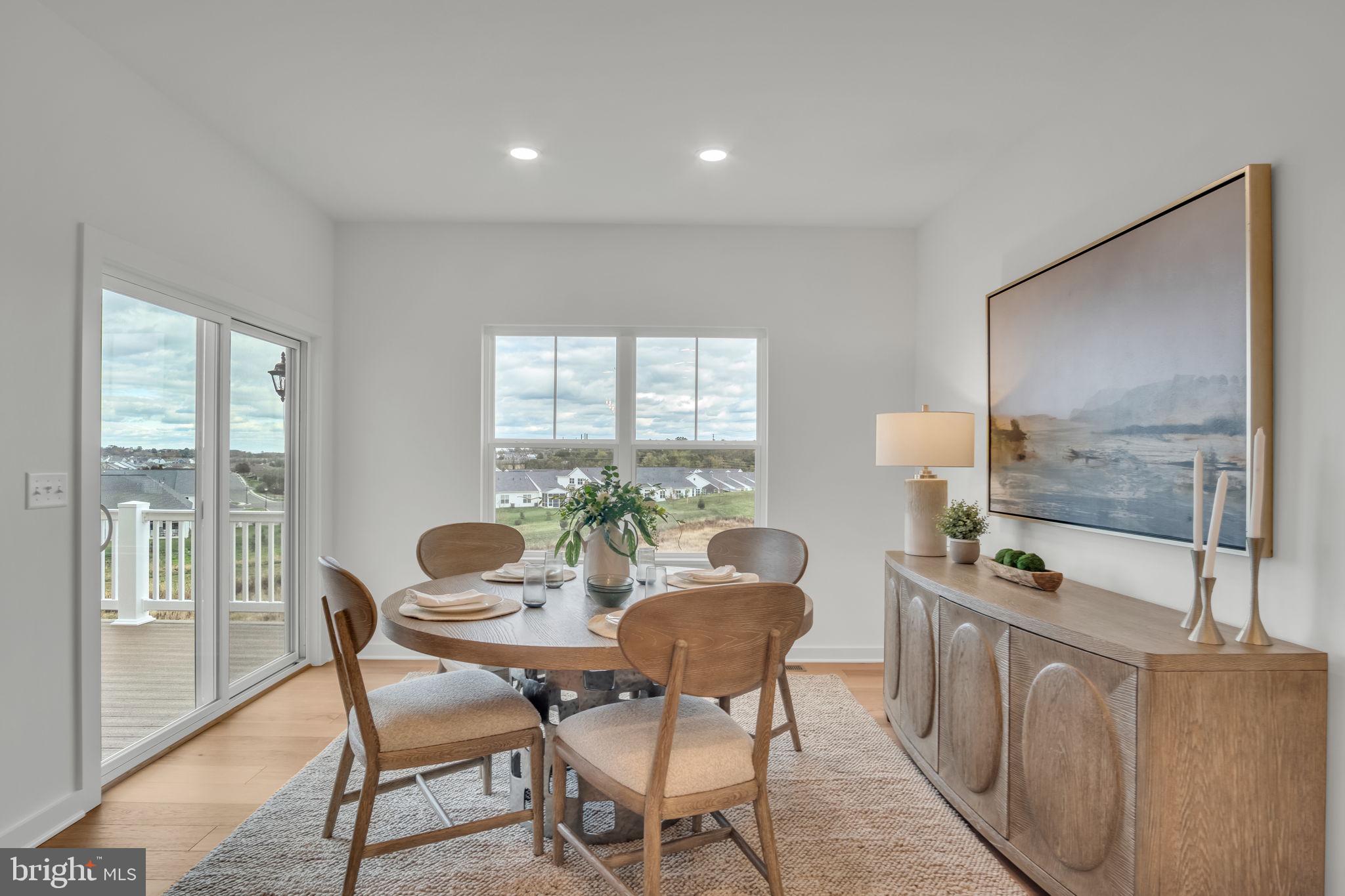 AUTUMN CHASE - Residential