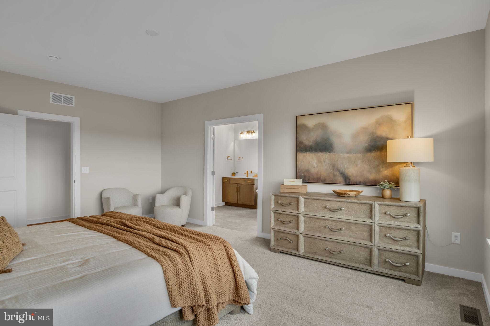 AUTUMN CHASE - Residential