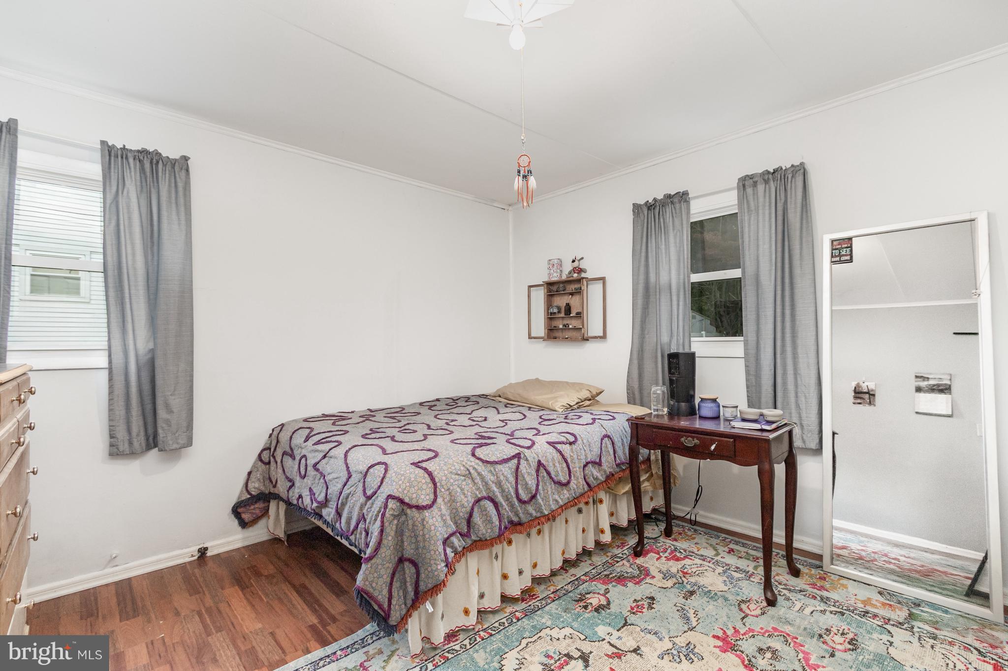 ROYAL ACRES - Residential