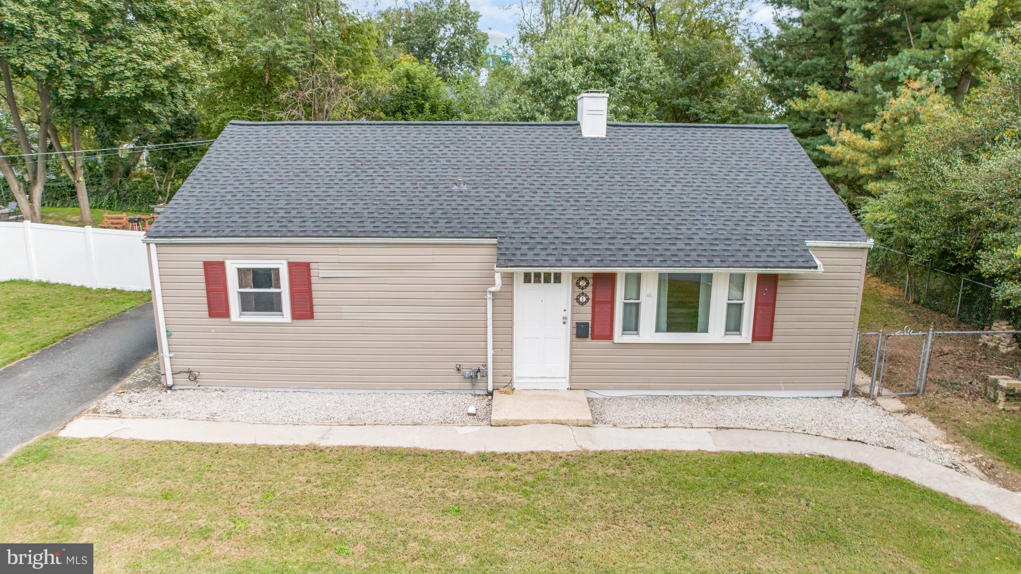 21 GUNNISON DRIVE