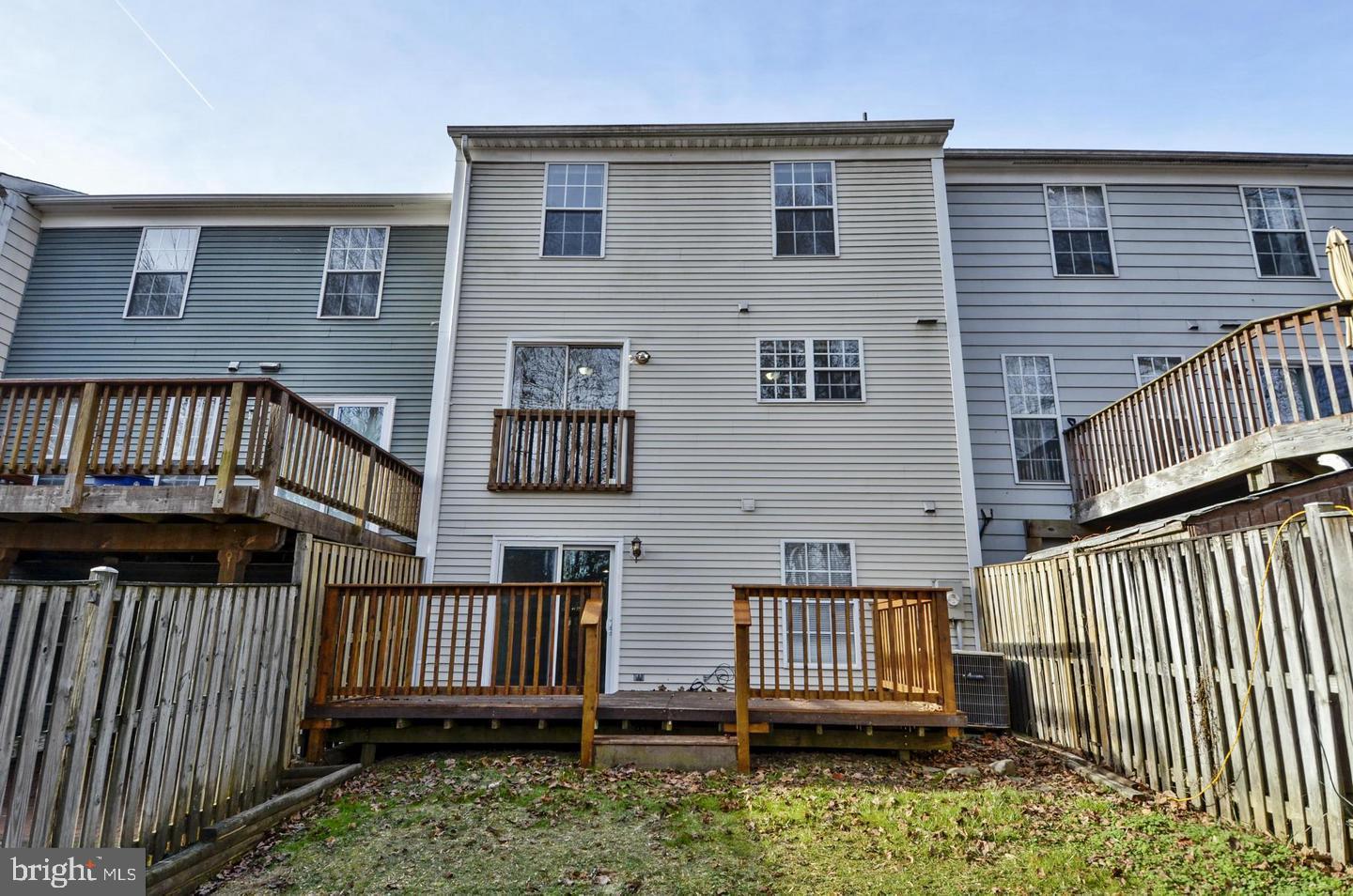 GUNNERS VIEW - Residential