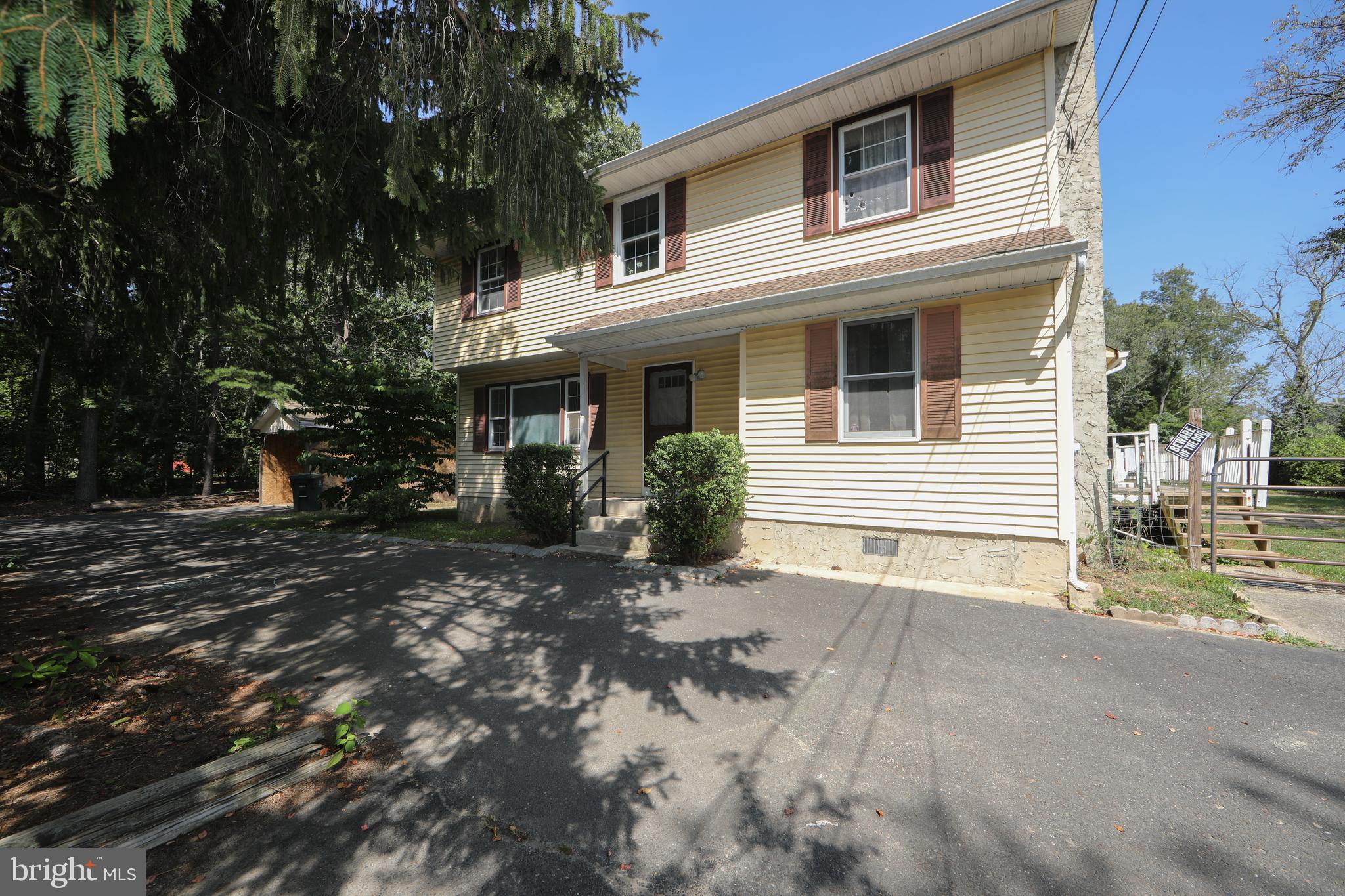 366 N TUCKAHOE ROAD