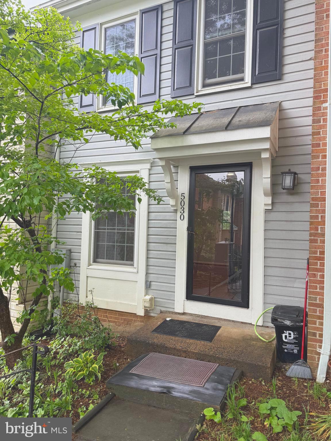 ARLINGTON RUN - Residential Lease