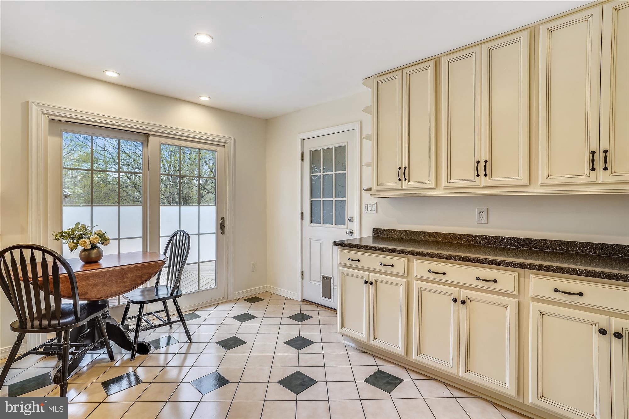 HILLCREST ESTATES - Residential