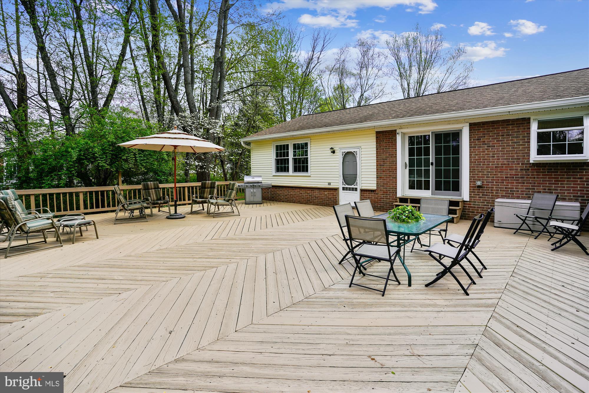 HILLCREST ESTATES - Residential